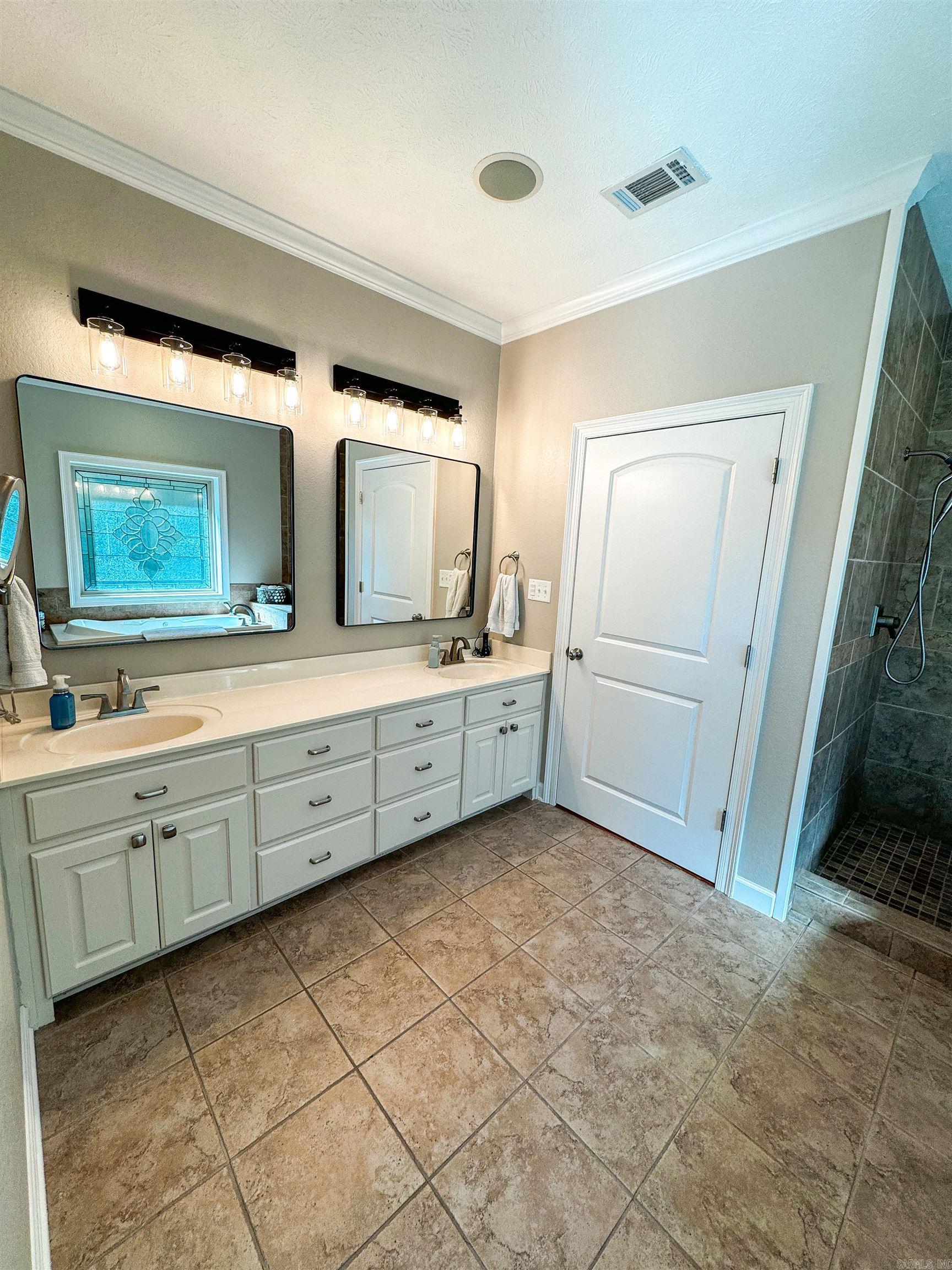 102 Gold Rush Drive  Searcy, AR