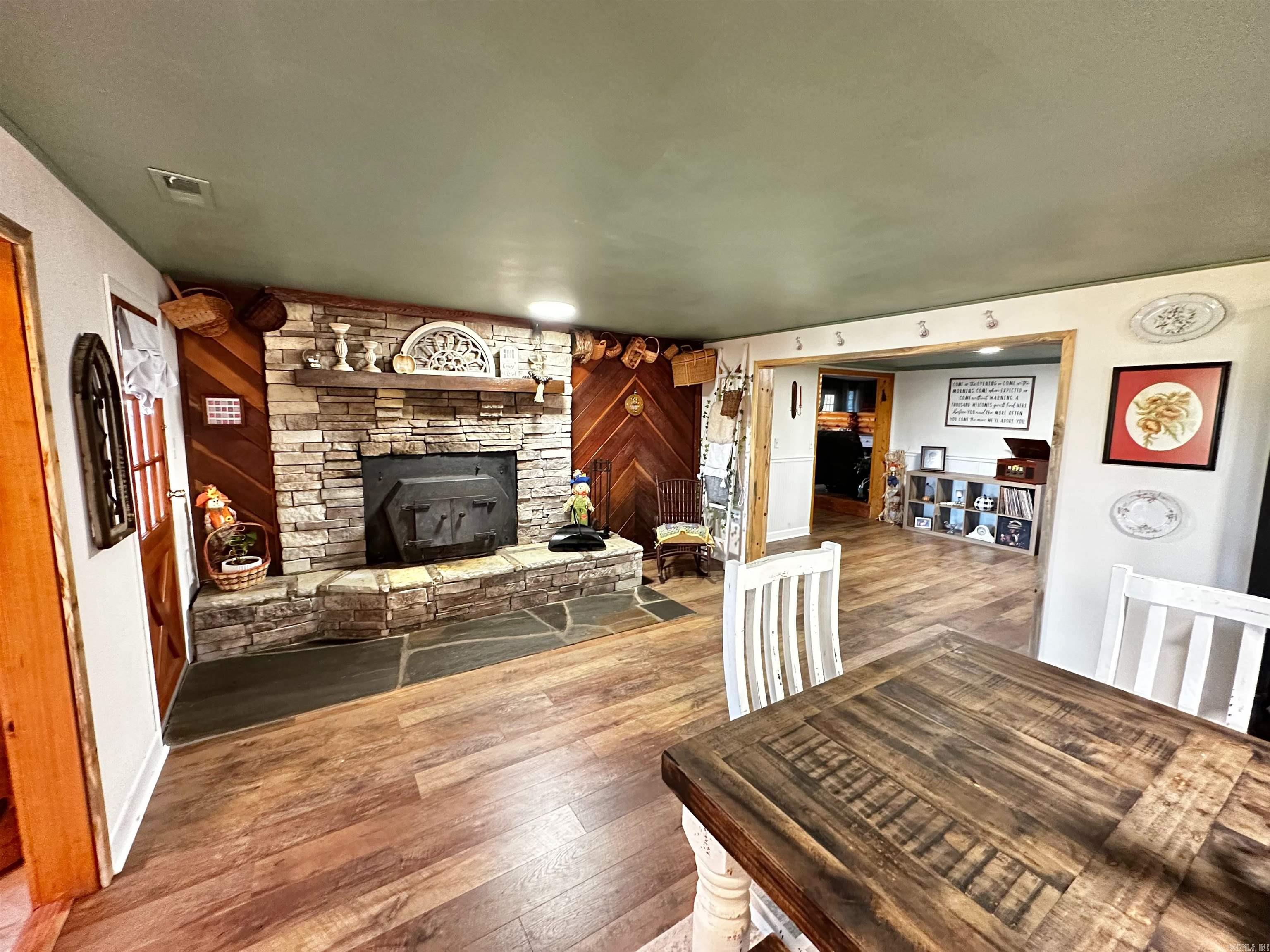 282 S Leasor  Fifty-Six, AR