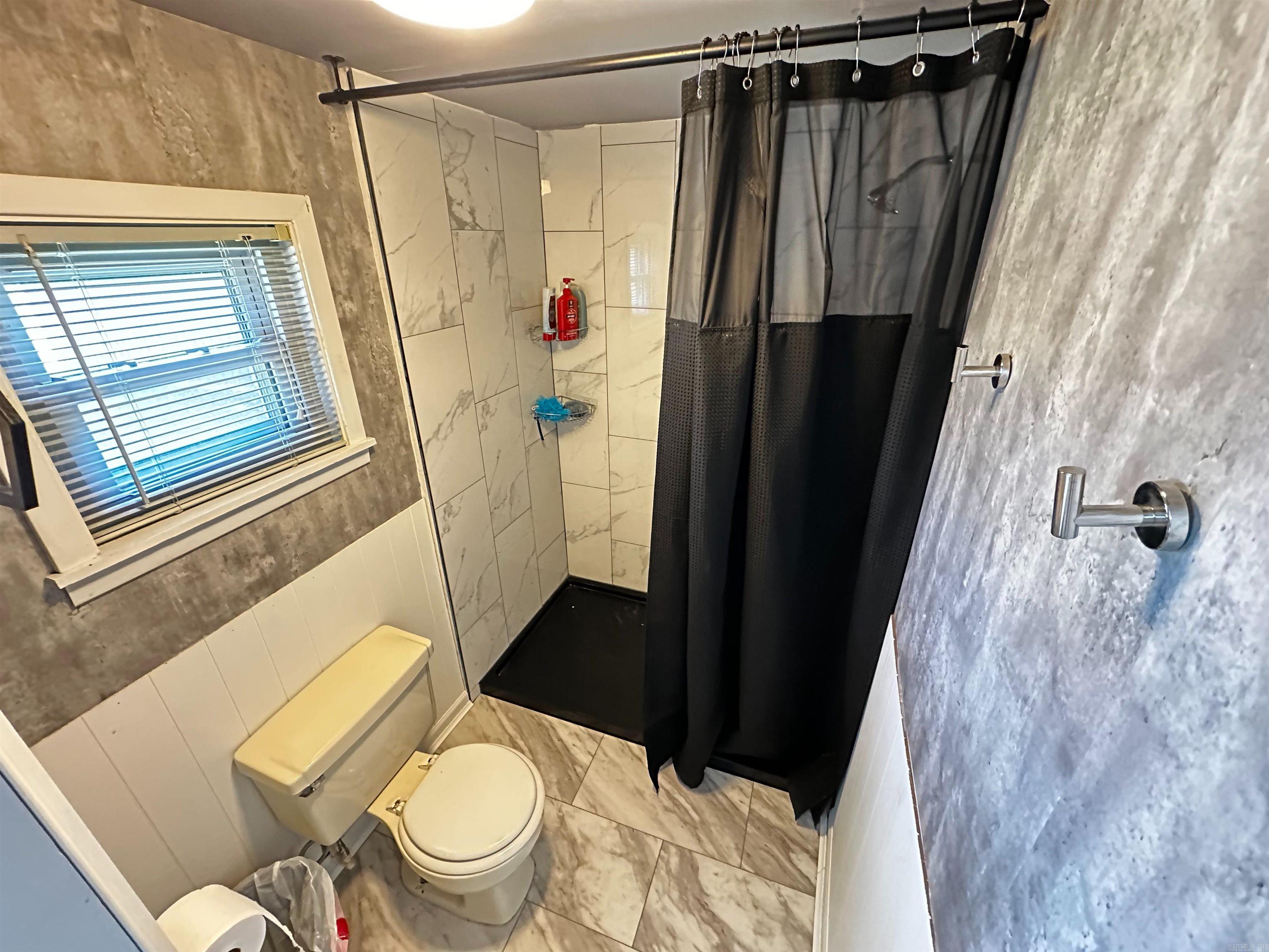 282 S Leasor  Fifty-Six, AR