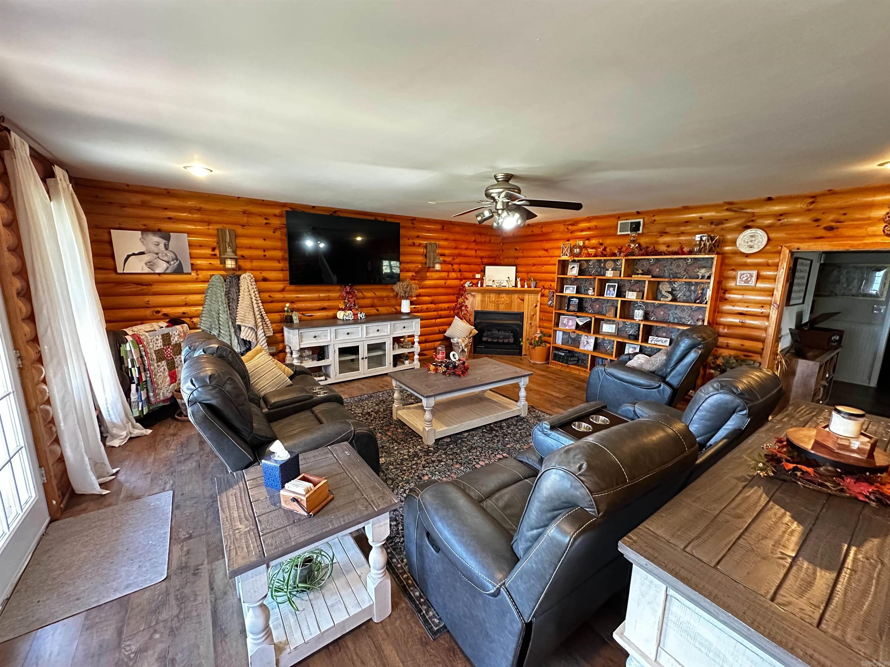 282 S Leasor  Fifty-Six, AR