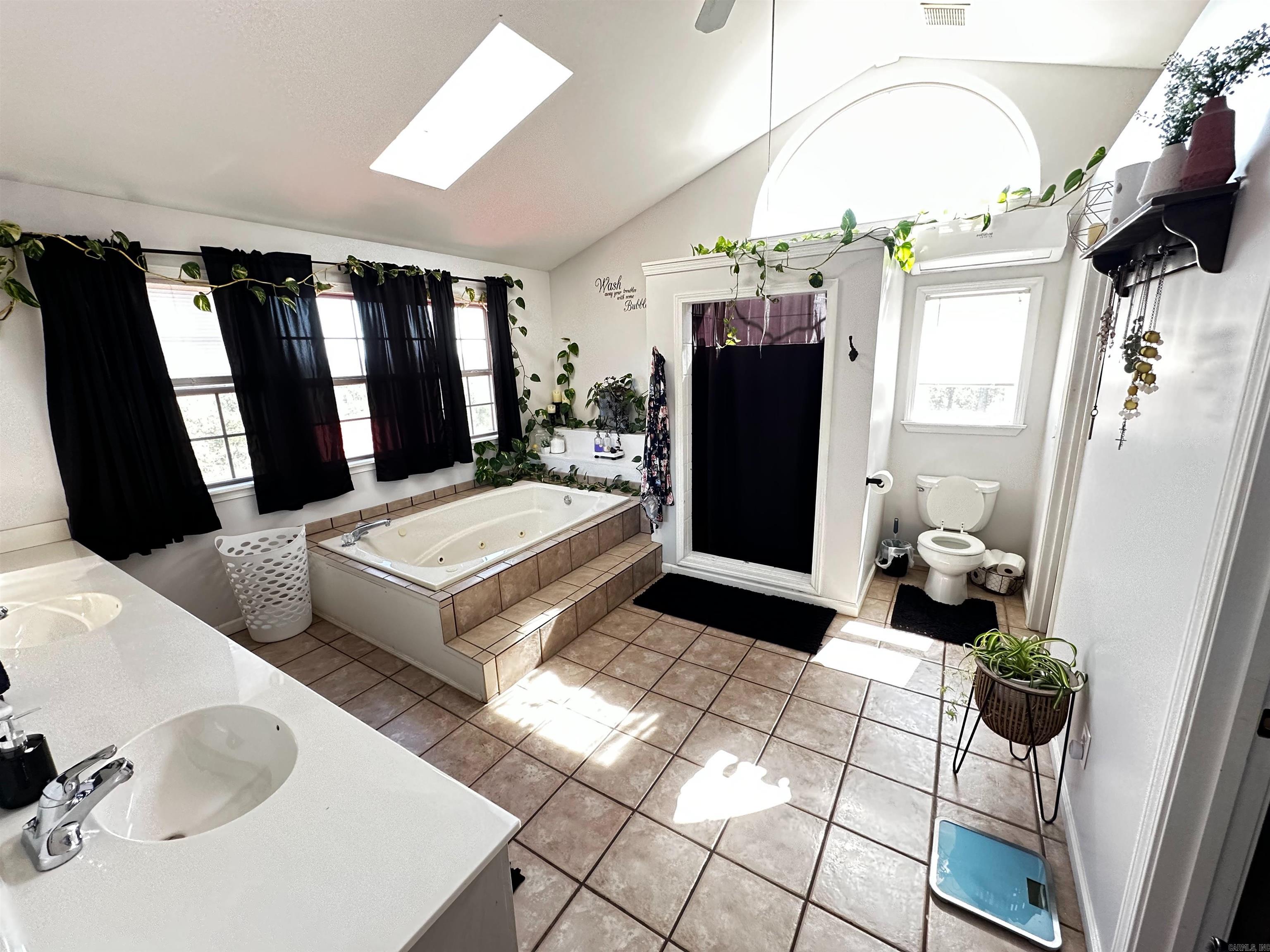 282 S Leasor  Fifty-Six, AR