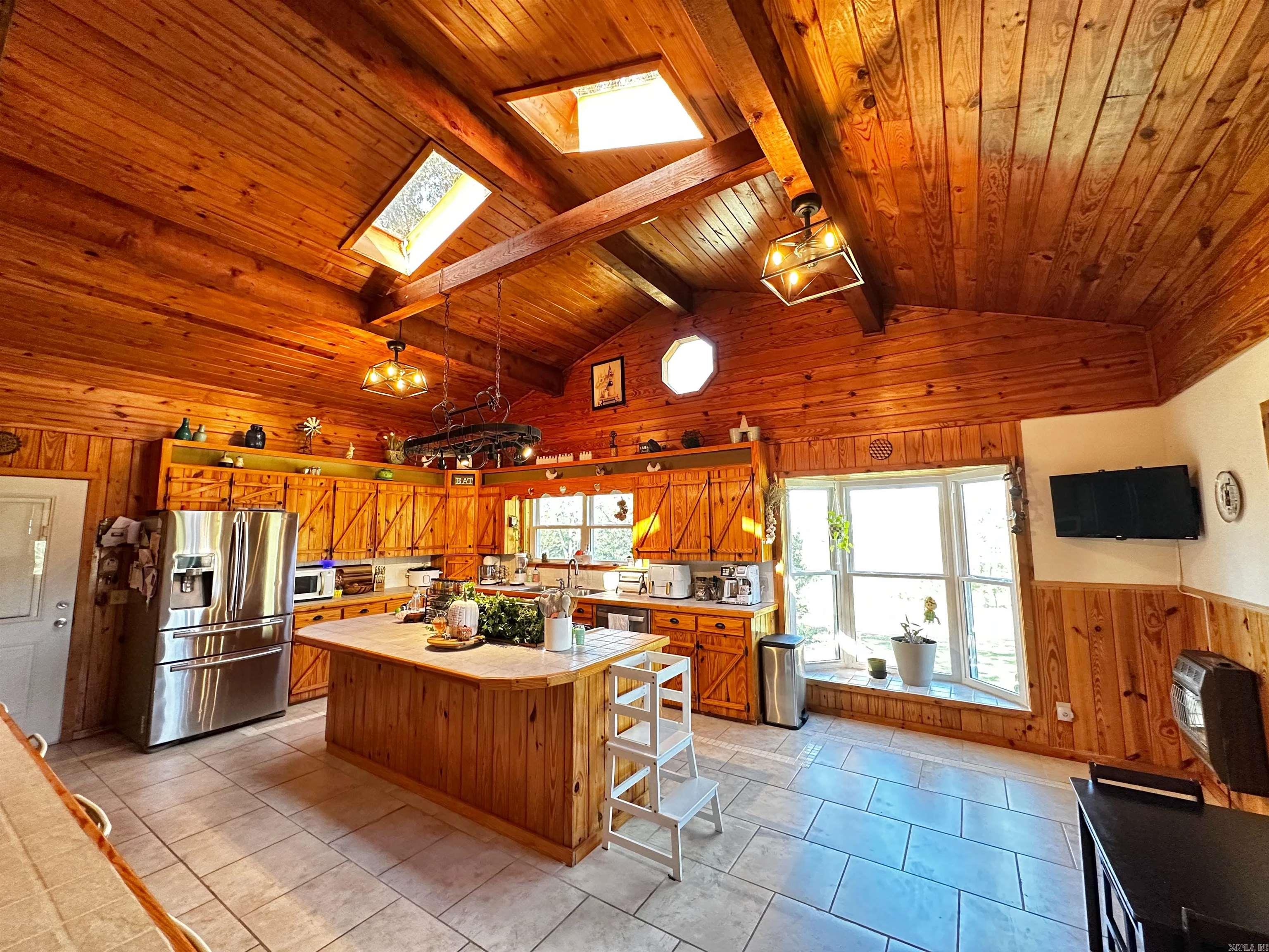 282 S Leasor  Fifty-Six, AR