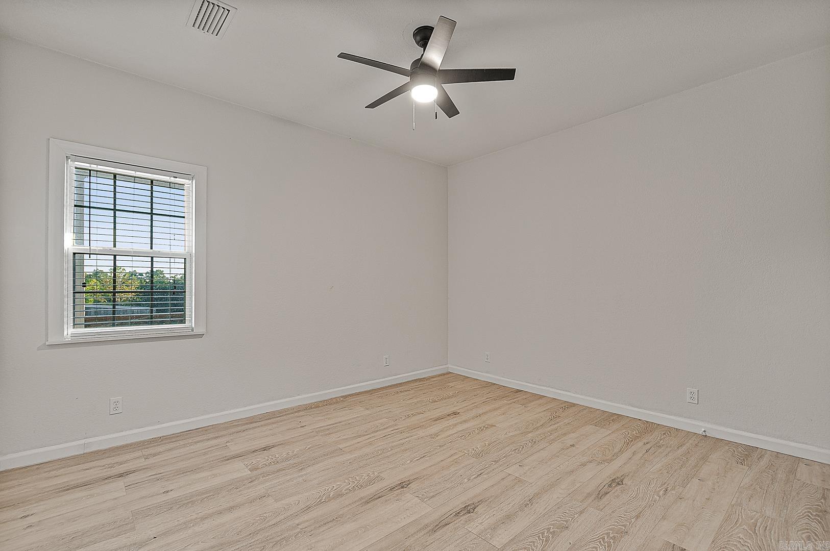 2135 Misenheimer  Mountain View, AR