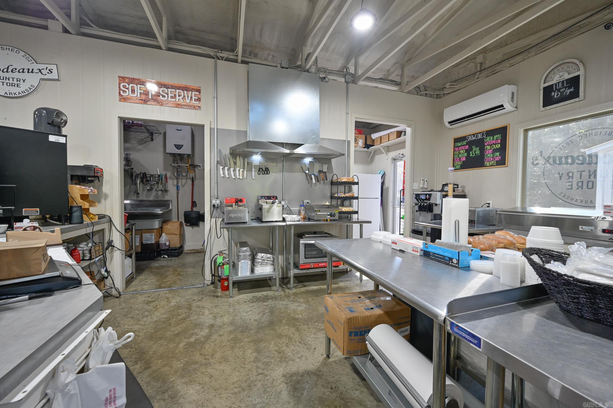 2467 Hwy 375 E  Mena, AR