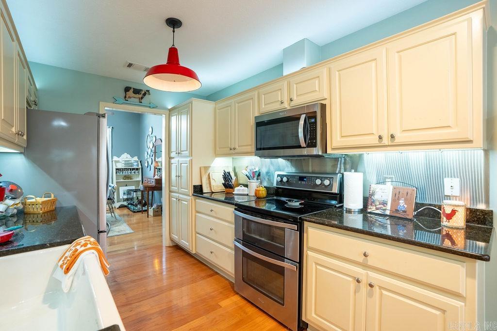 424 Craig Dr.  Searcy, AR