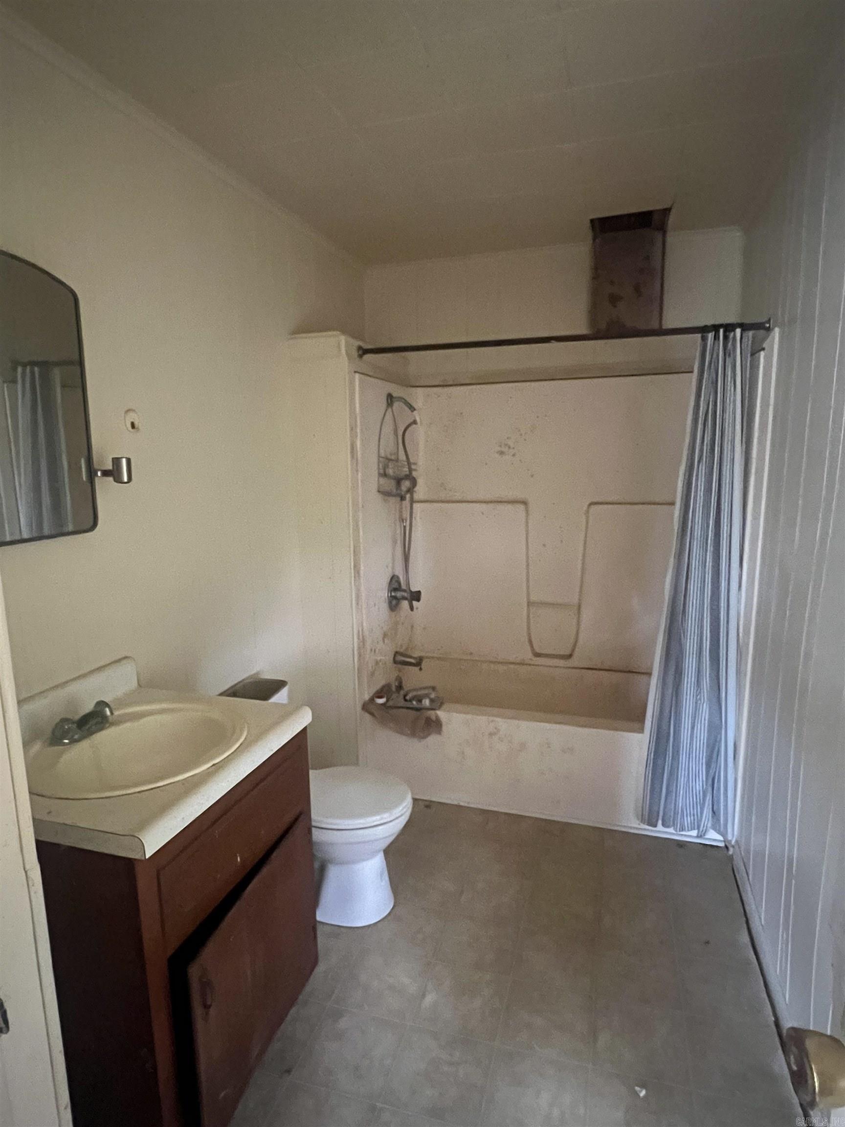 491 W Main  Piggott, AR