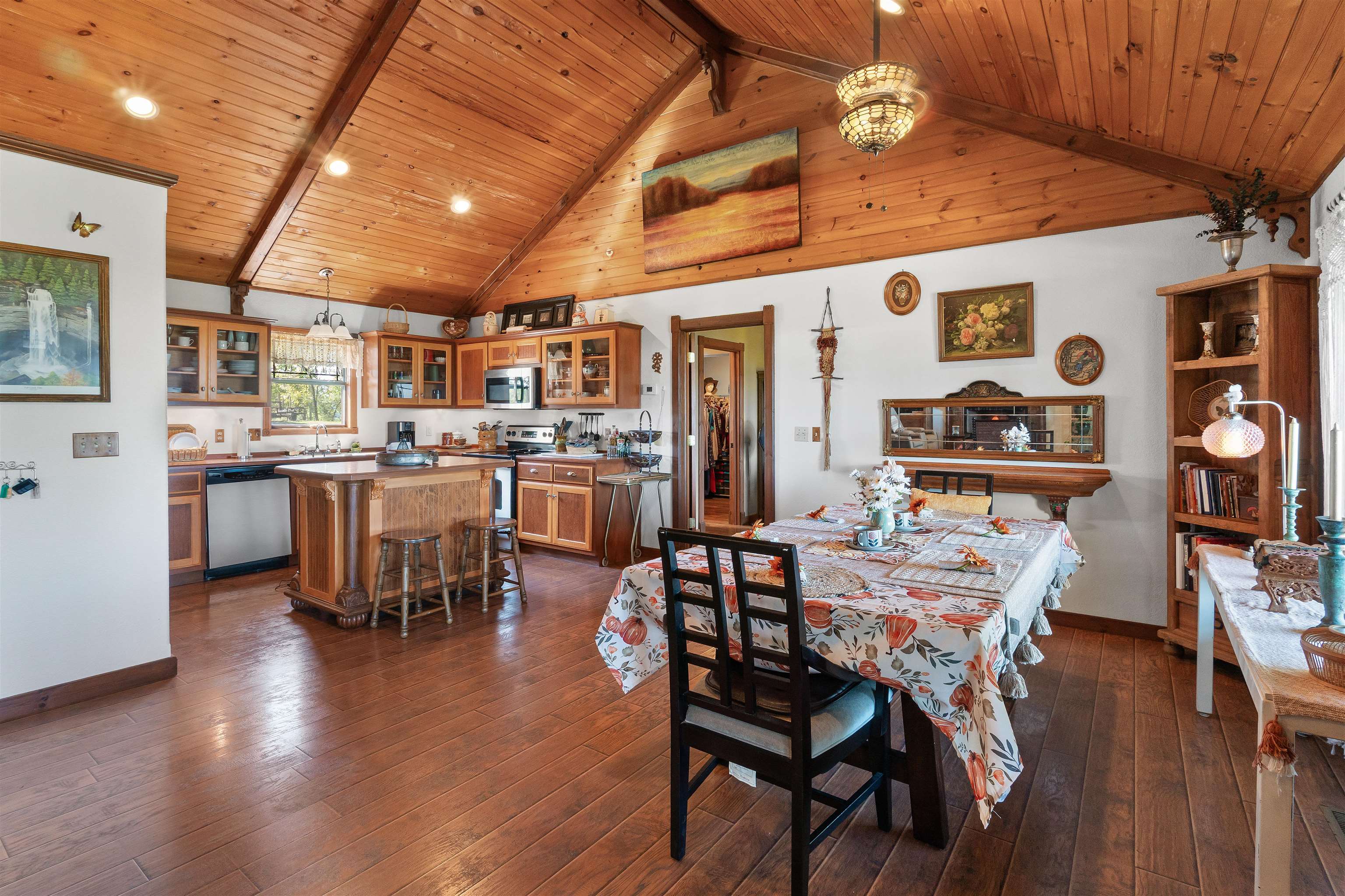 3481 Hwy 87  Mountain View, AR