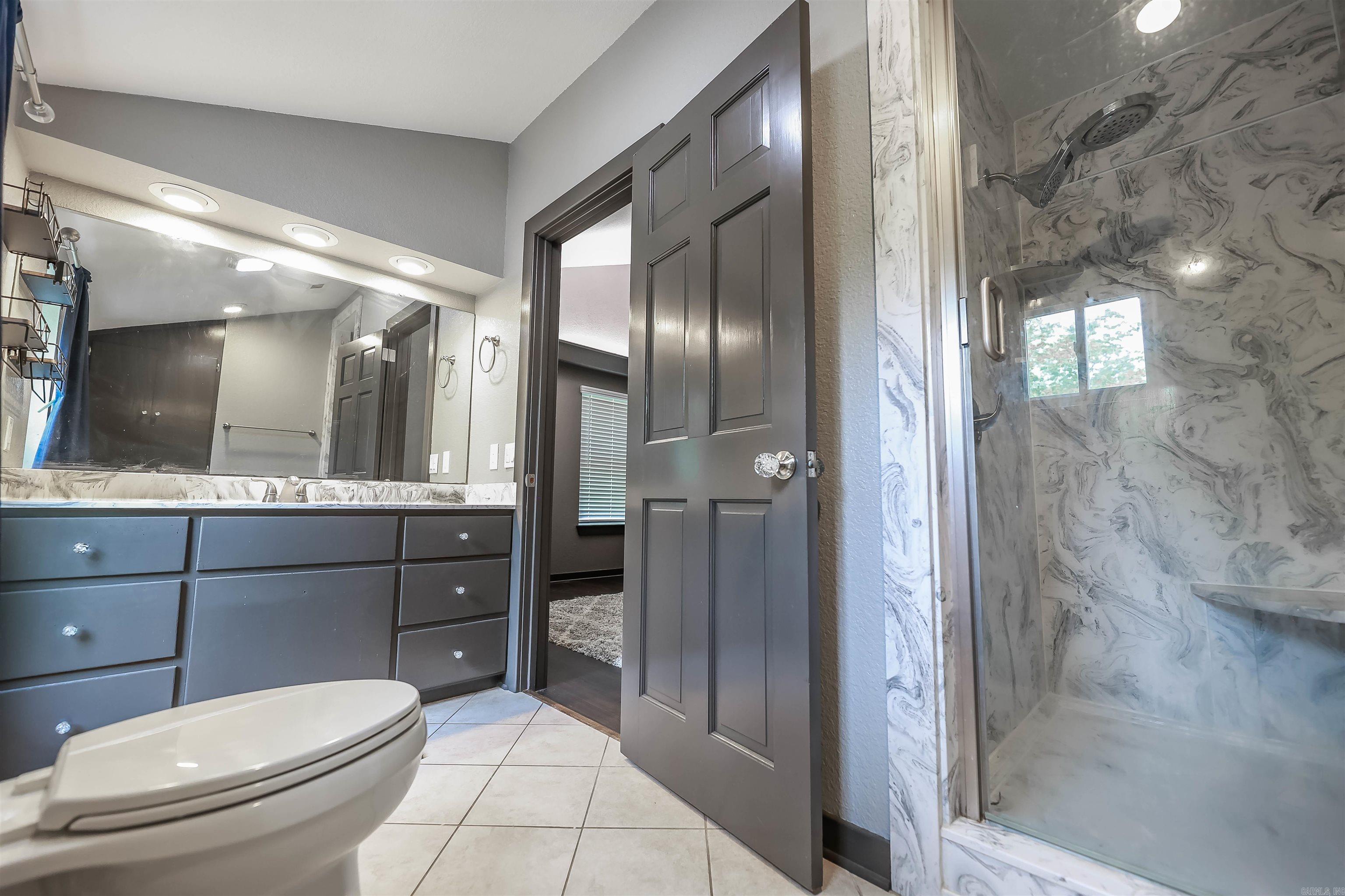 24 Chaffee Creek Trl  Camden, AR