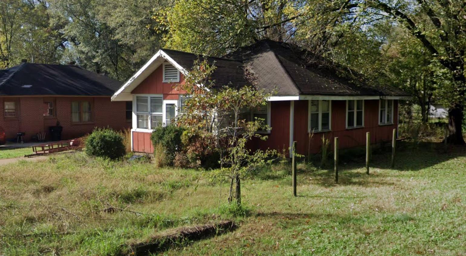 227 N 6th  West Helena, AR