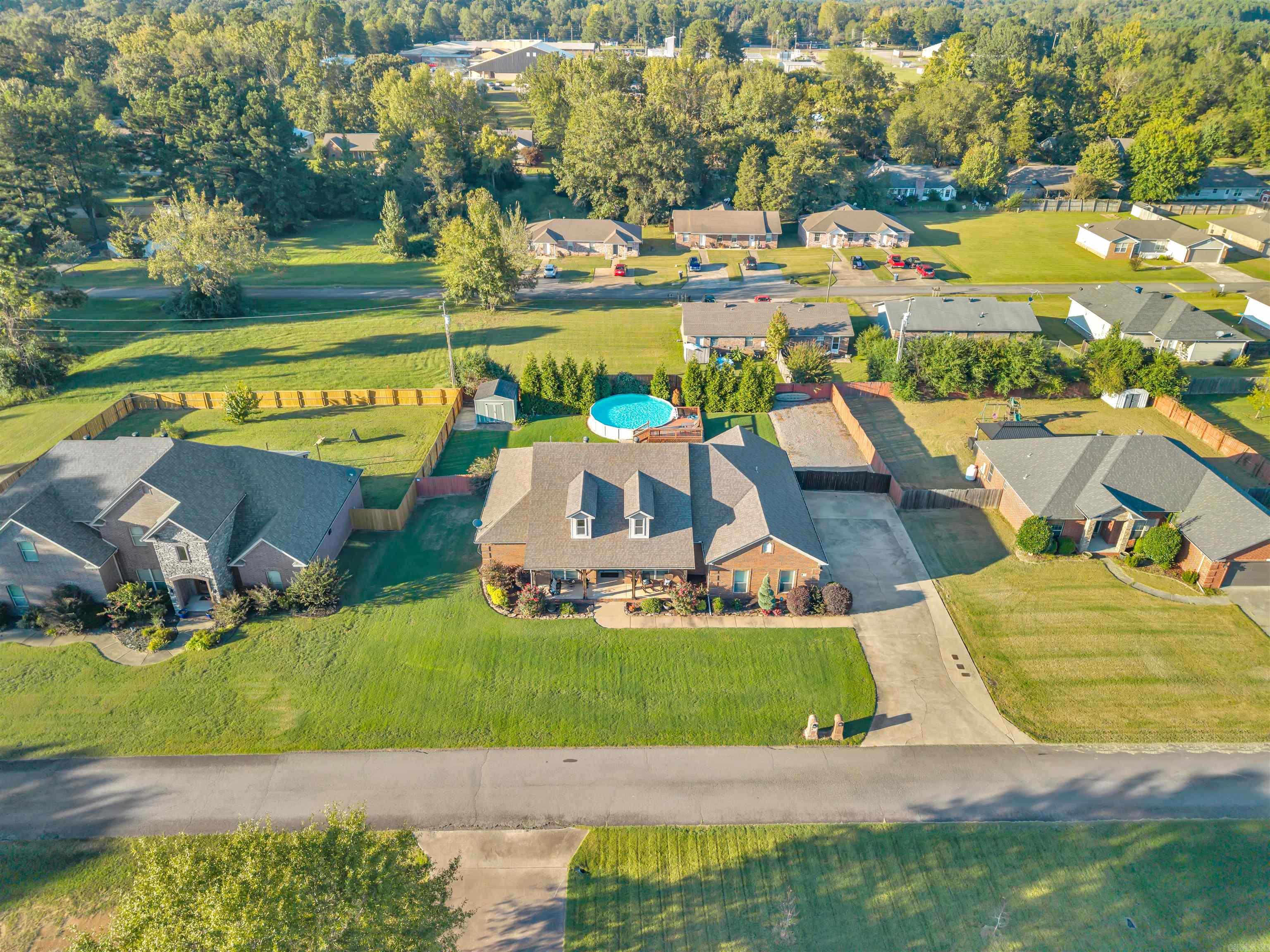 408 Oakwood Lane