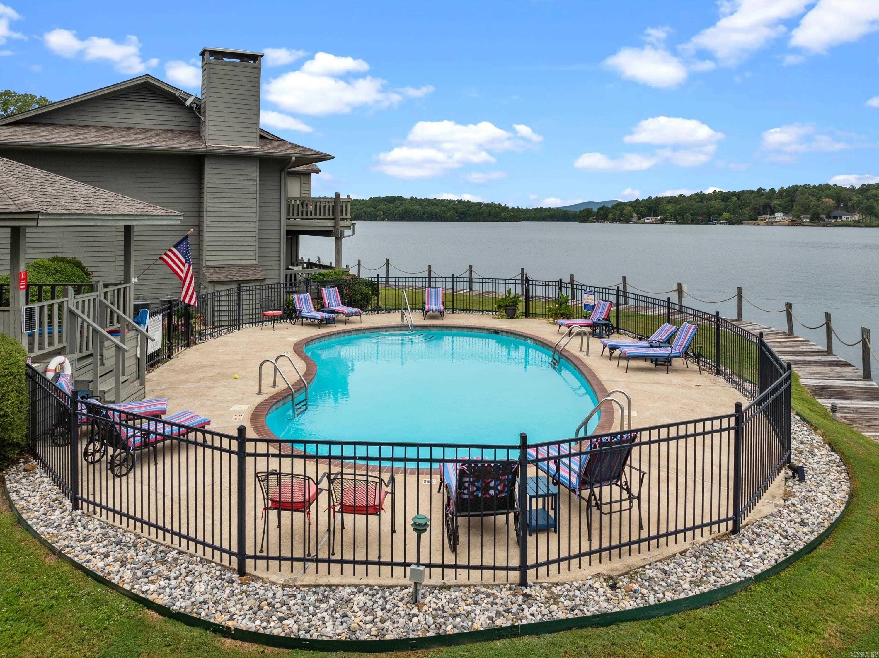 400 Farr Shores  Hot Springs, AR