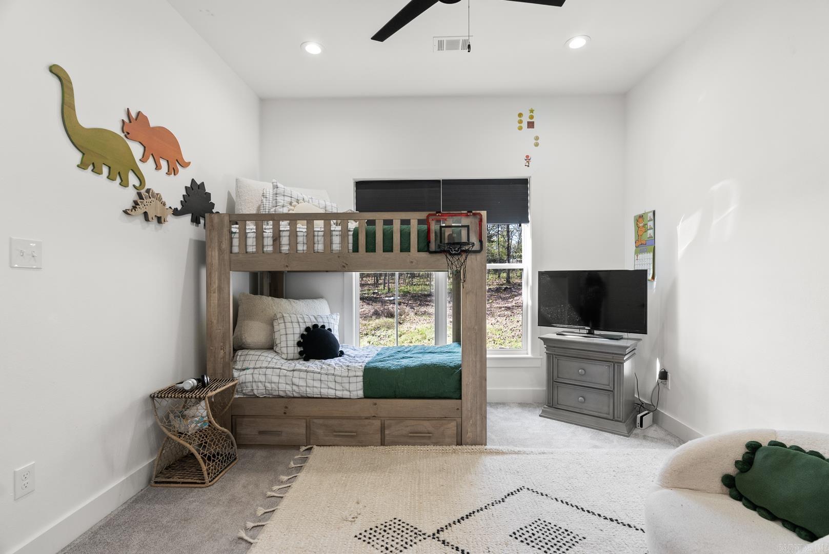 2505 Collins  Conway, AR