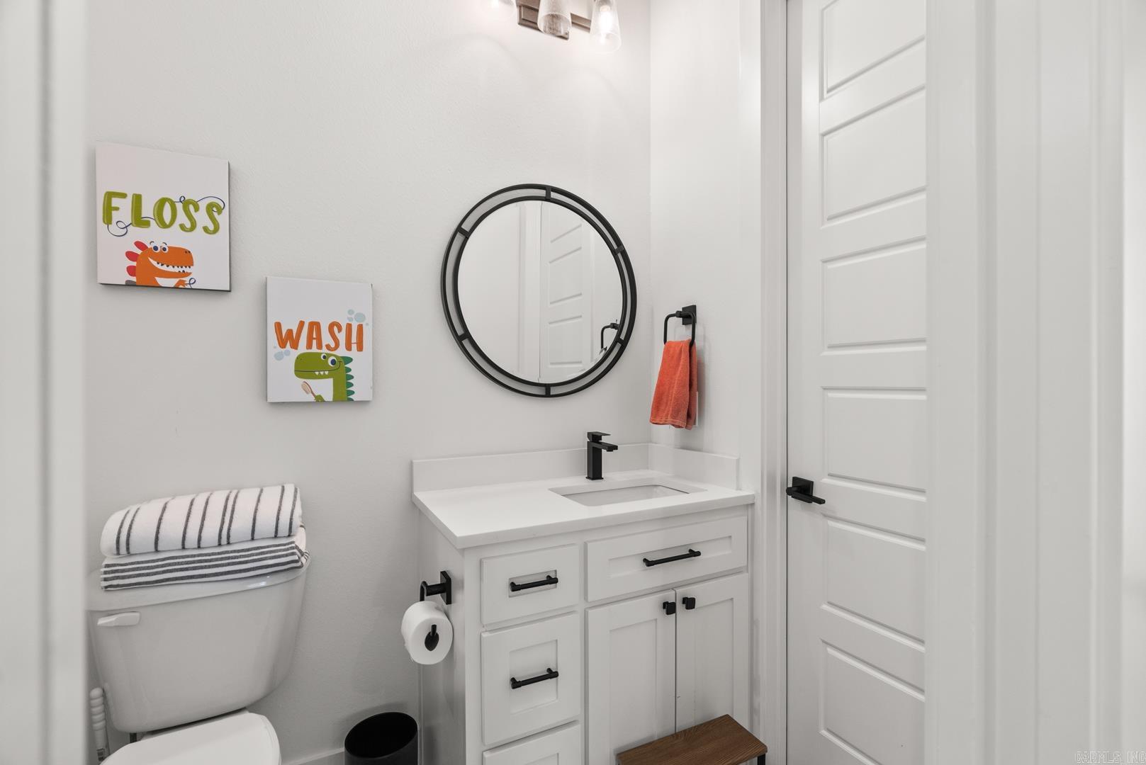 2505 Collins  Conway, AR