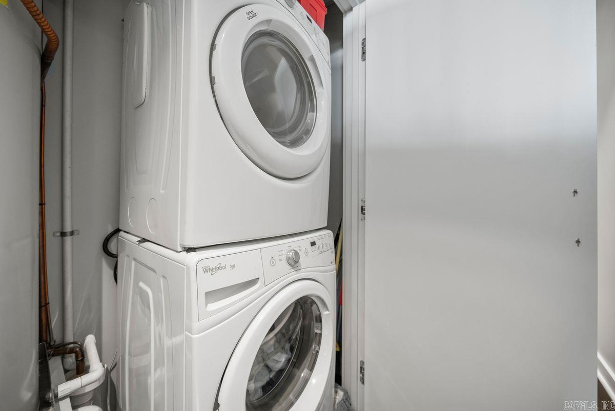 5 Statehouse Plaza 7B 7B Little Rock, AR