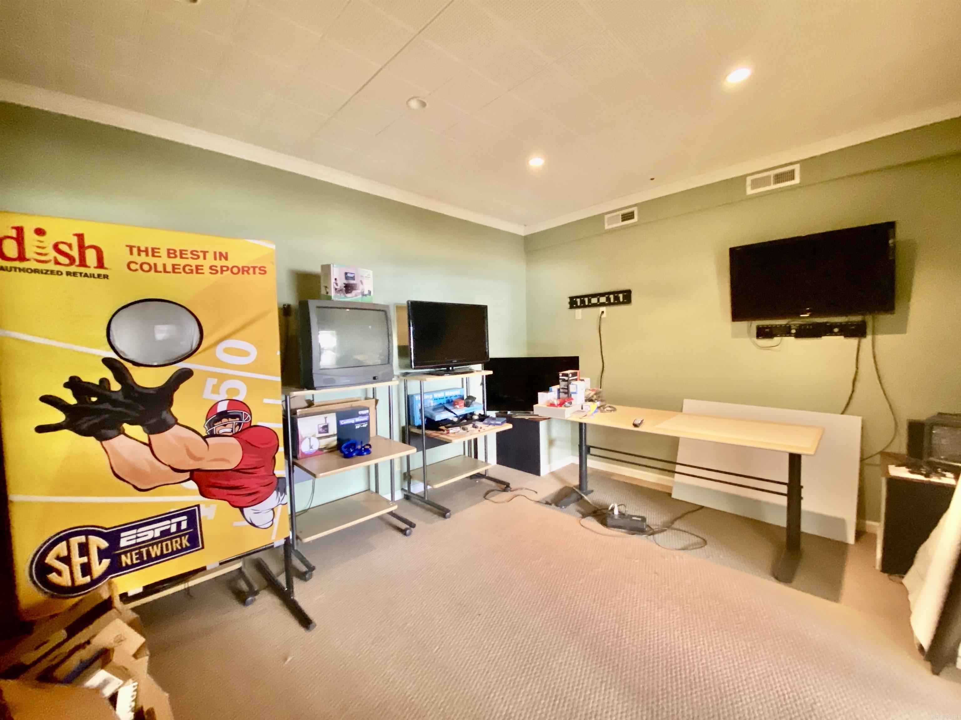 104 N Main  Malvern, AR