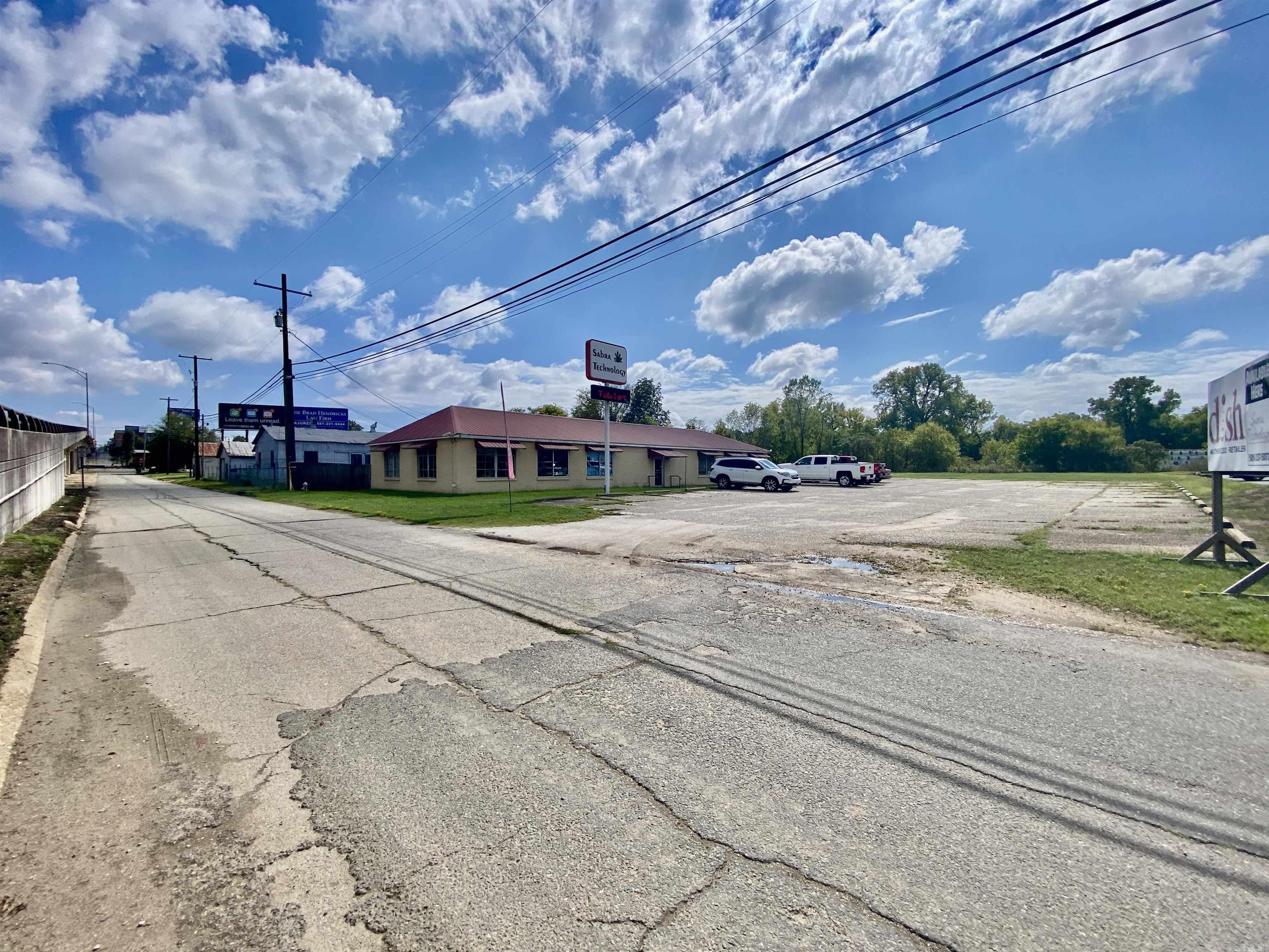 104 N Main  Malvern, AR