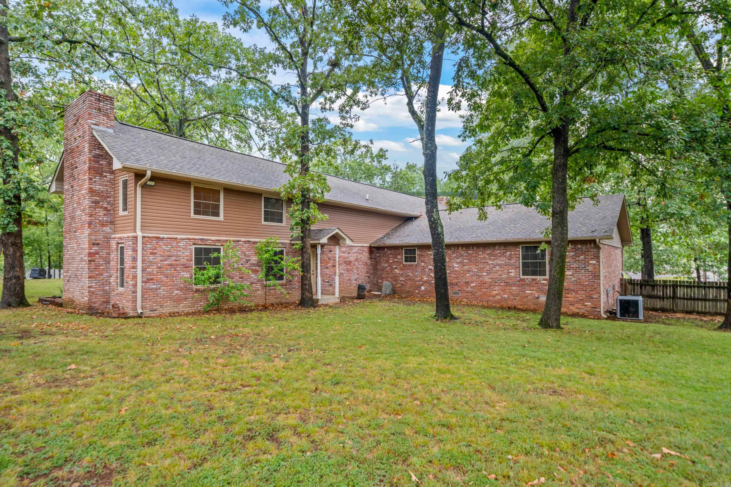 1194 Marion Anderson  Hot Springs, AR