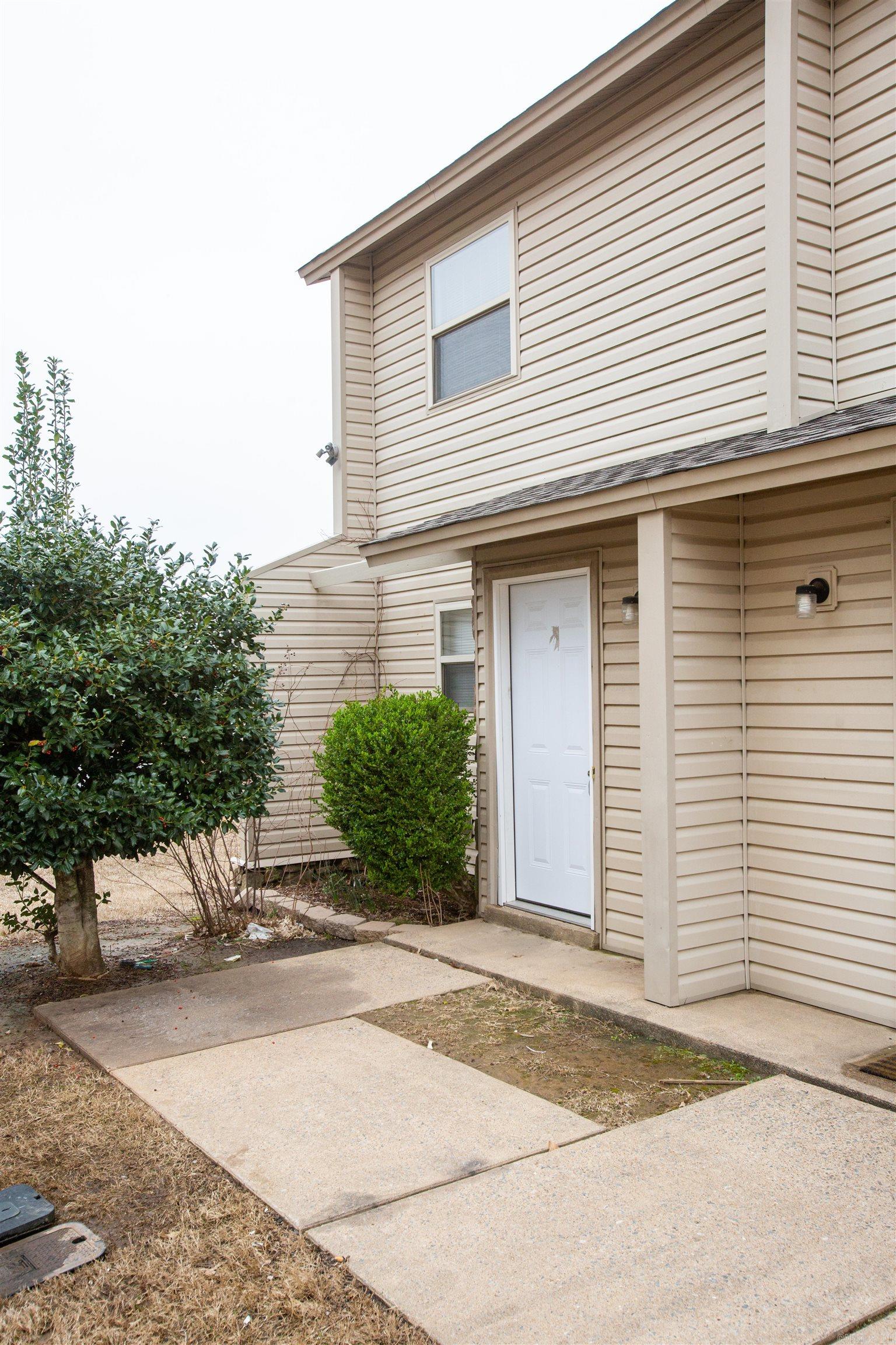 9-12 Edgehill  Maumelle, AR