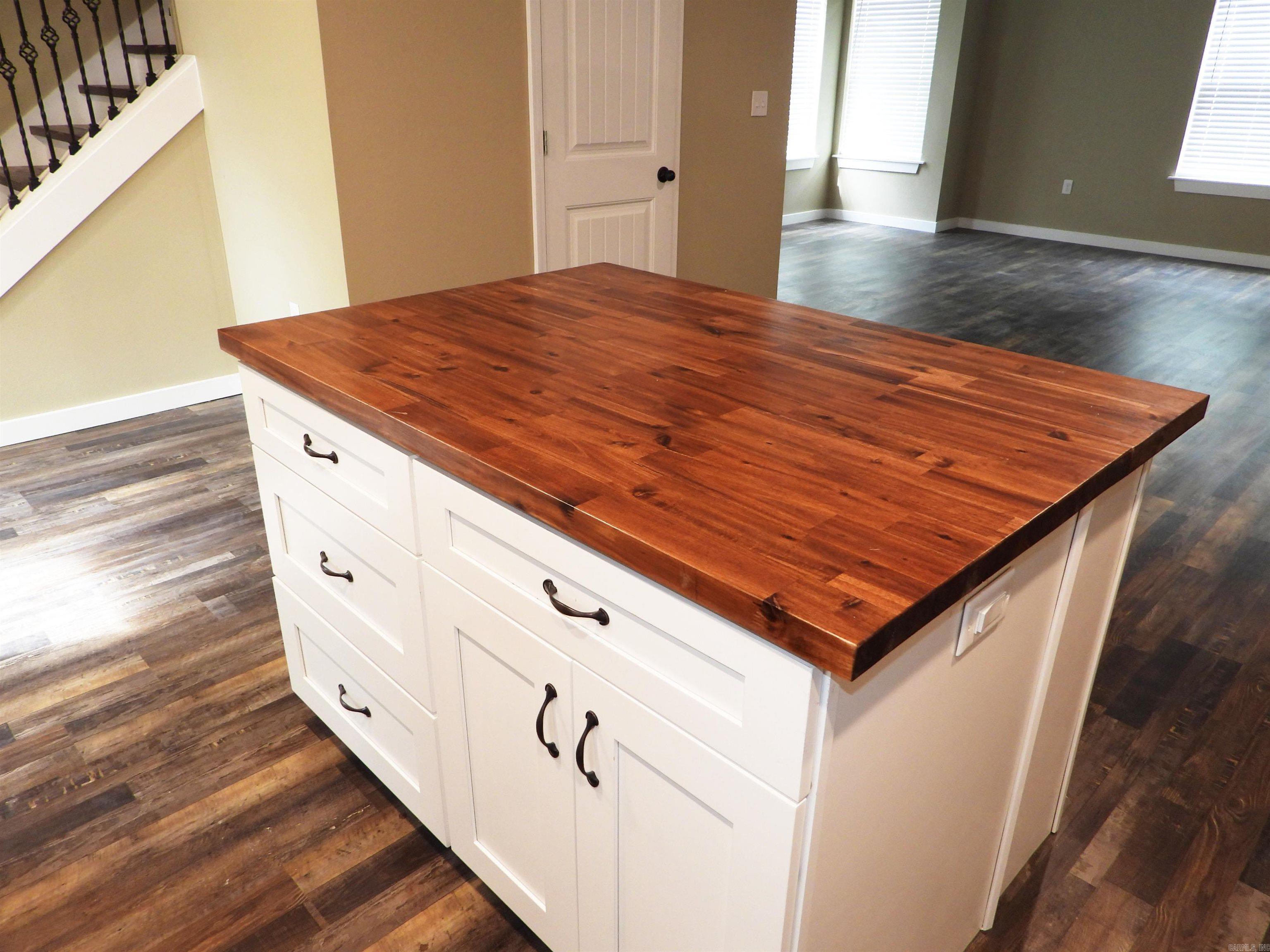 615 E Word  Jonesboro, AR