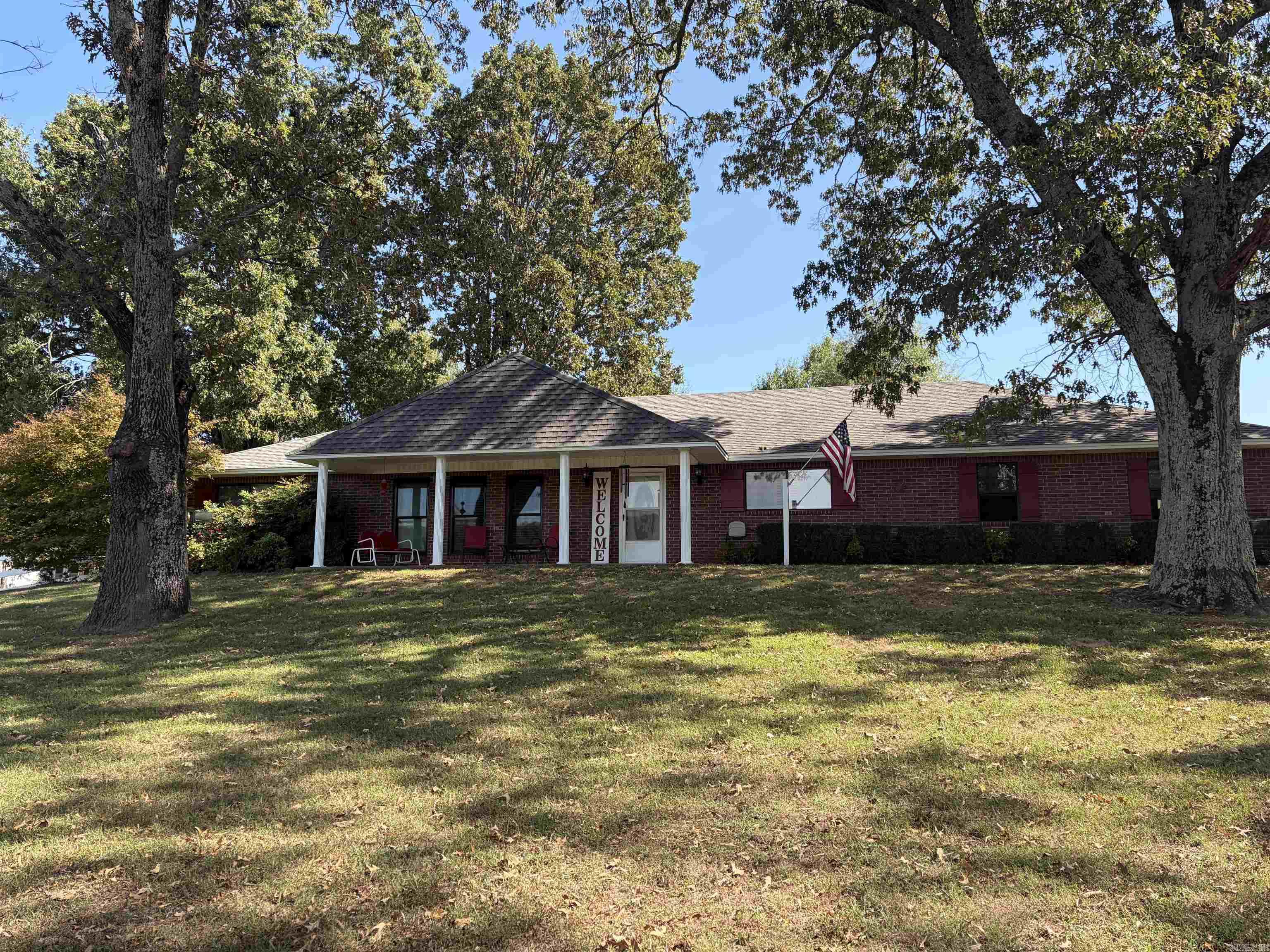 3552 Highway 16