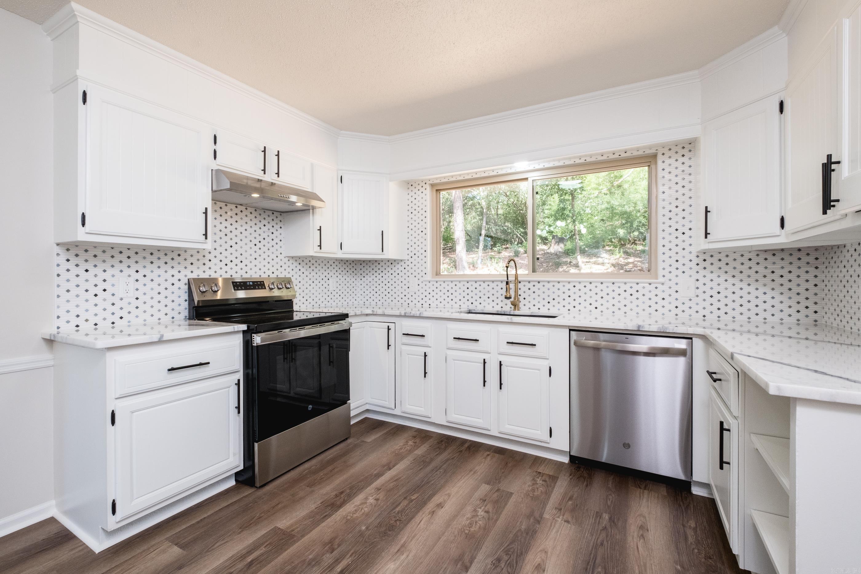 9 Brookfield  Little Rock, AR