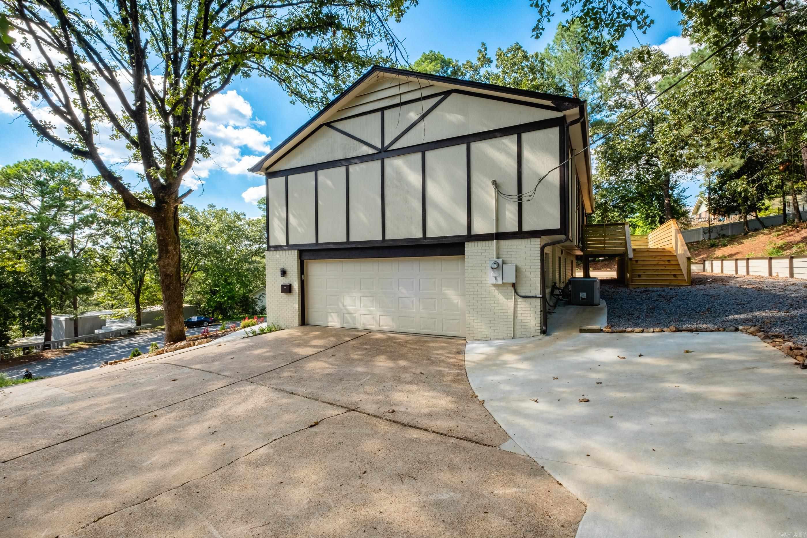 9 Brookfield  Little Rock, AR