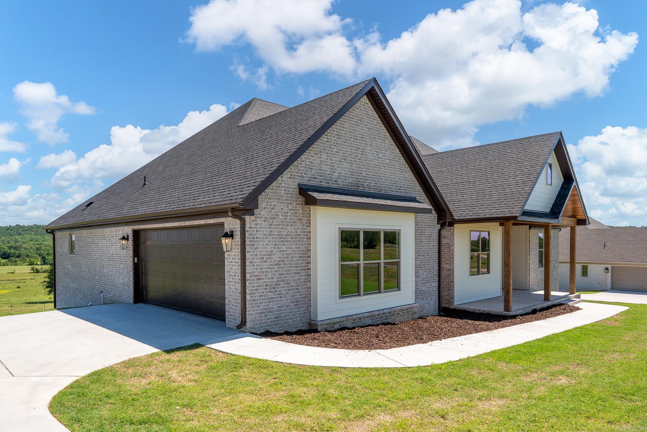 268 Castleberry Road  Greenbrier, AR