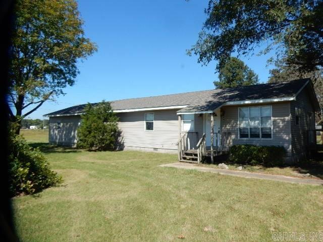 945 County Rd 111