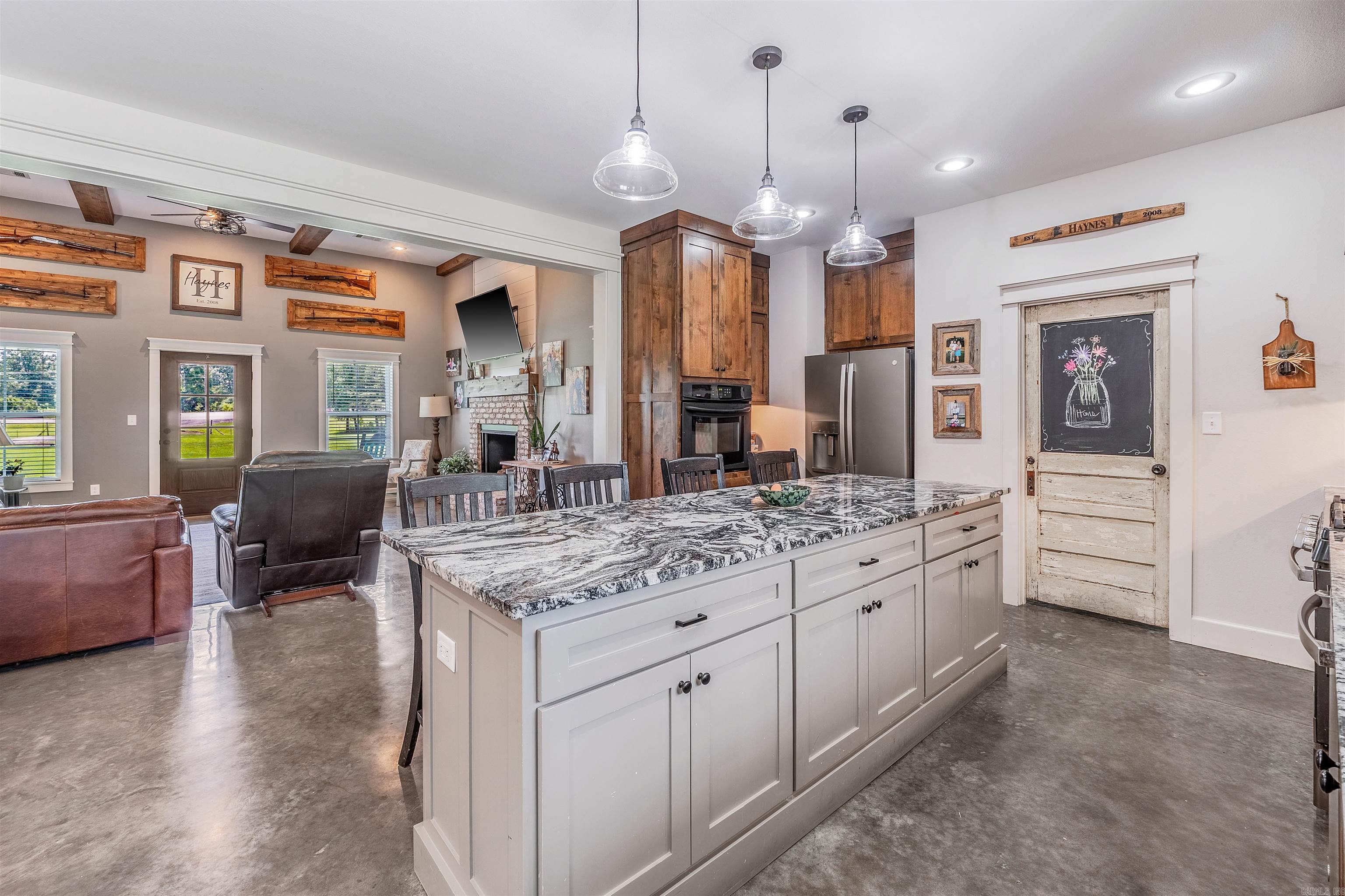 308 N Hwy 167  Bald Knob, AR