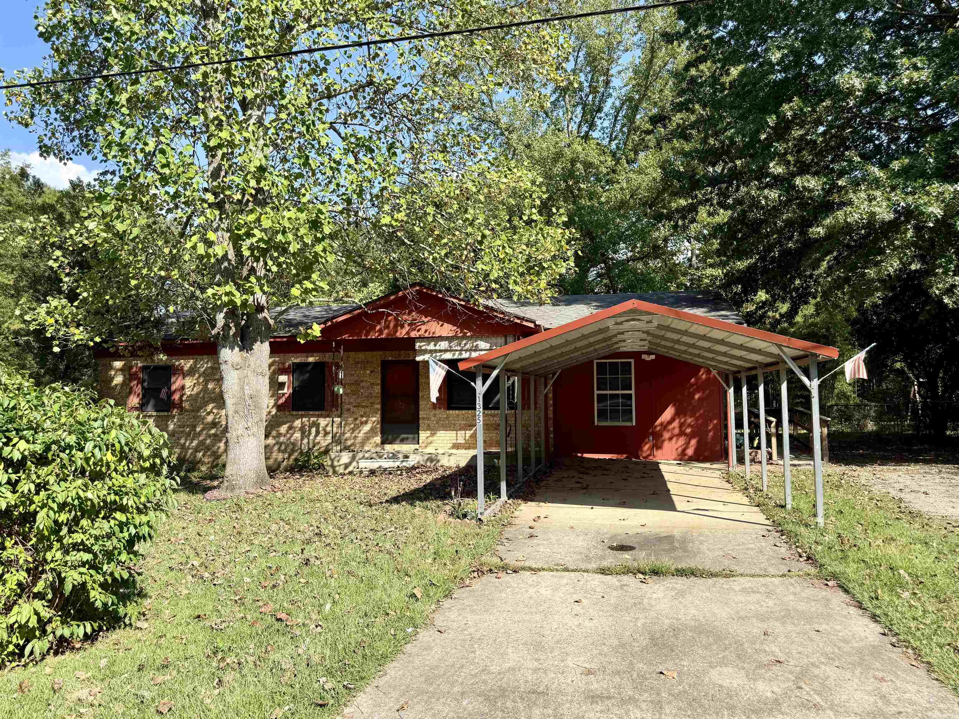 1325 Meadowbrook