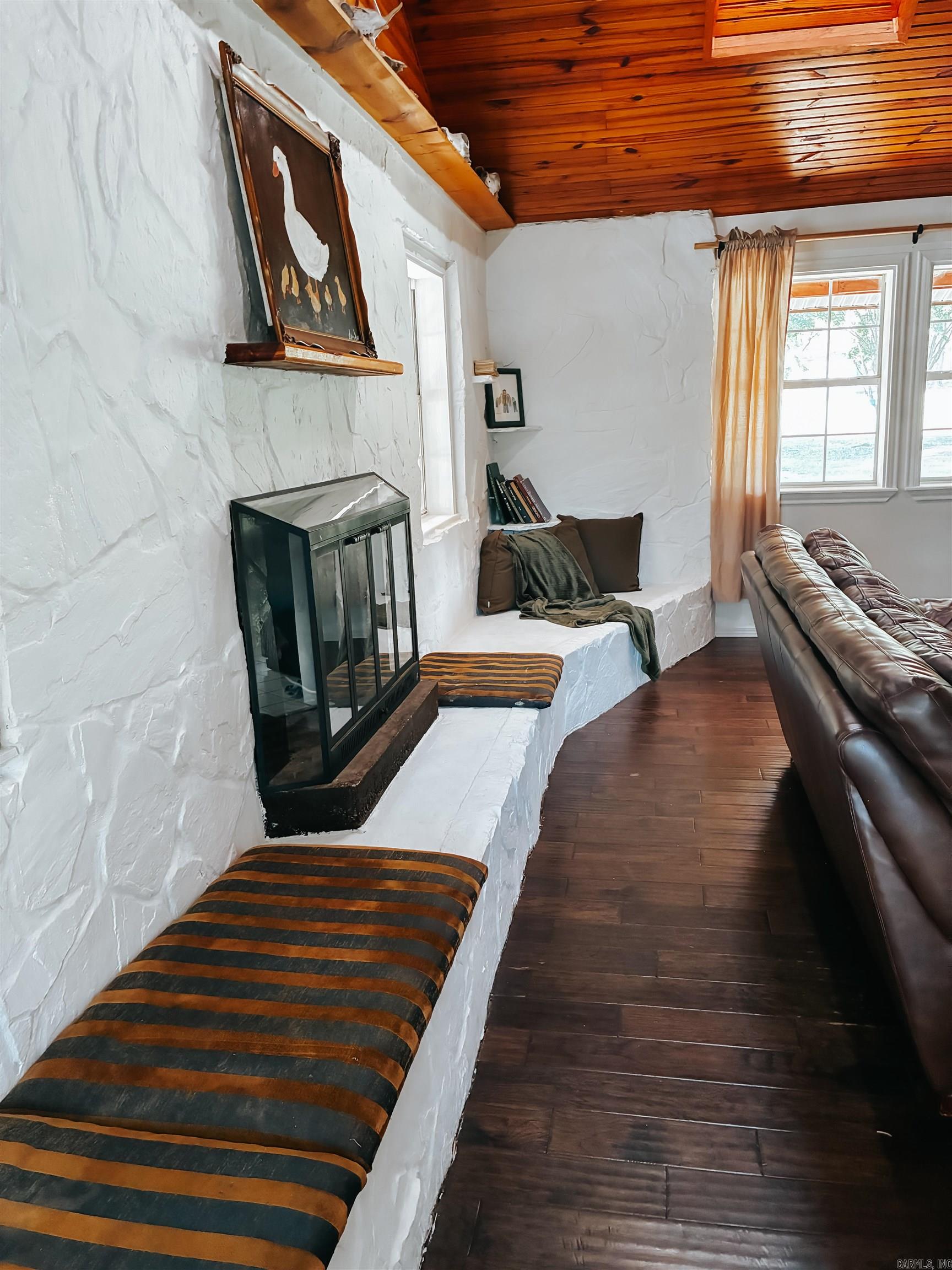 299 Foy Lane  Delaware, AR