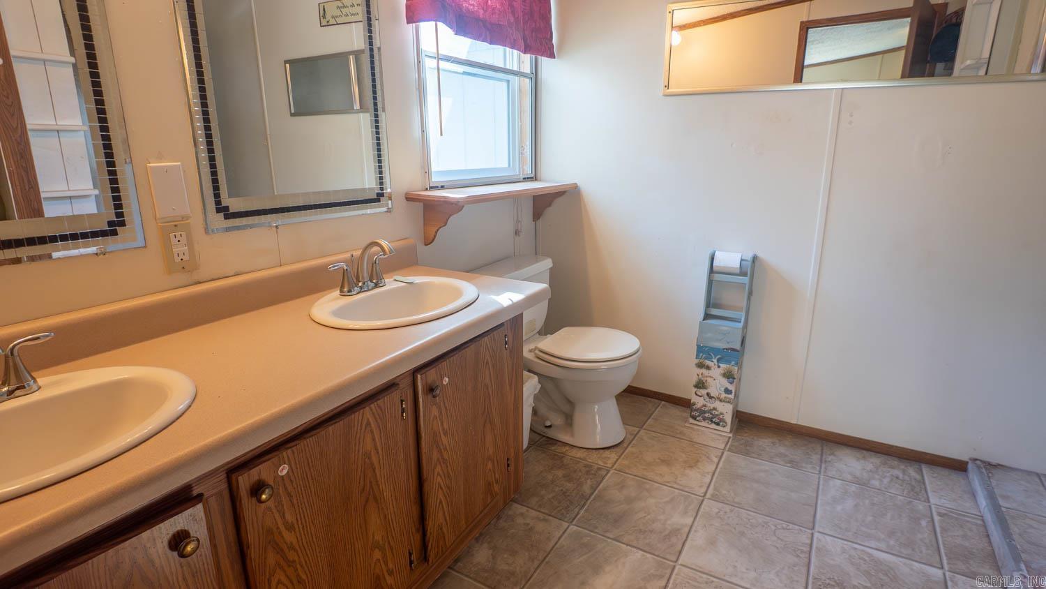 167 & 185 Timber Valley Road Mammoth Spring, AR 72554