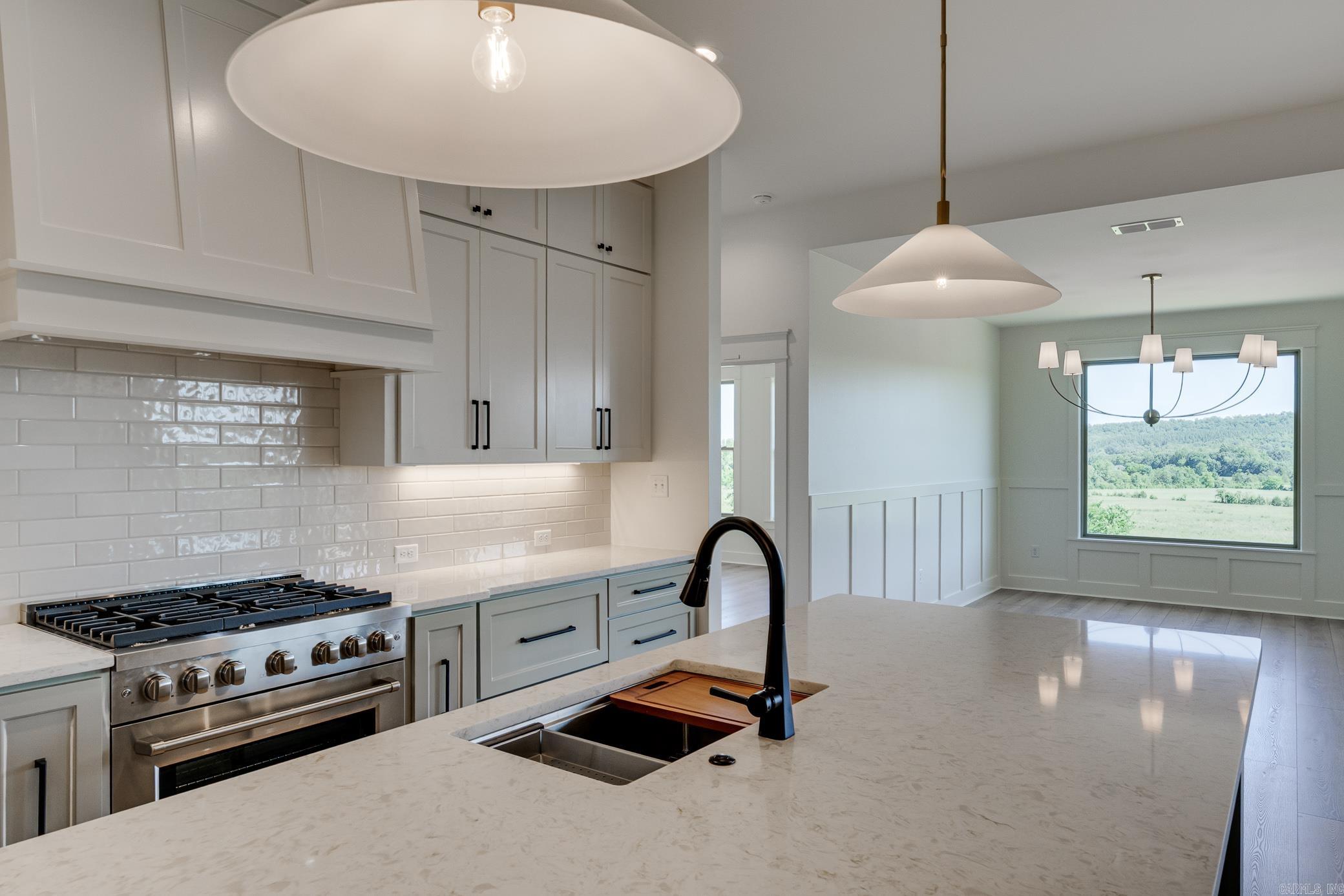 264 Castleberry Road  Greenbrier, AR