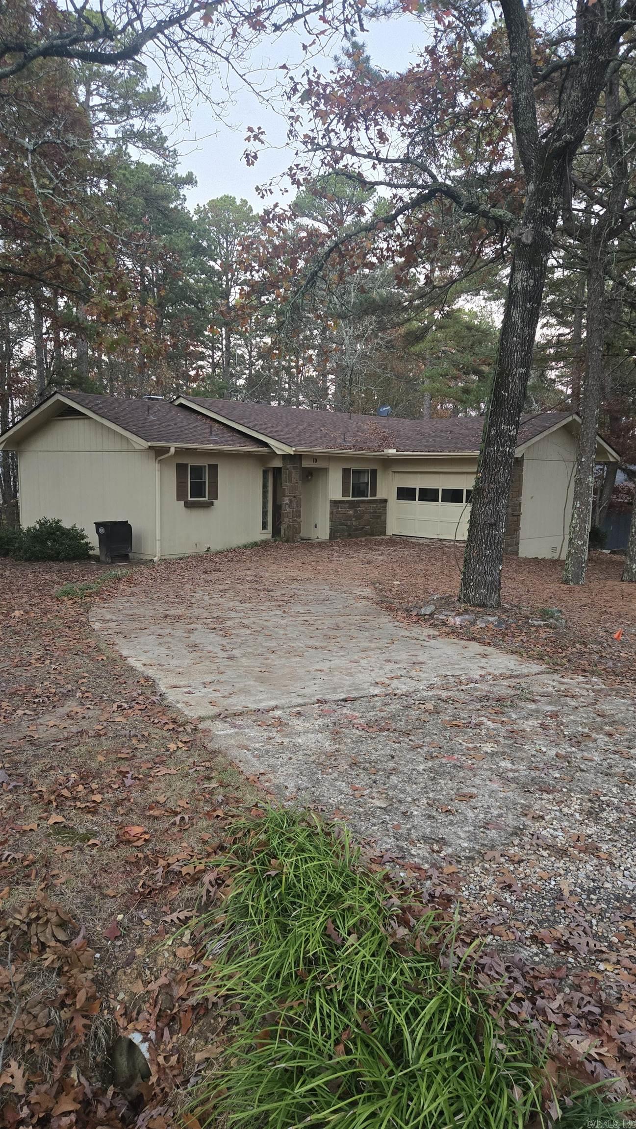 10 TOTANA PLACE  Hot Springs Village, AR