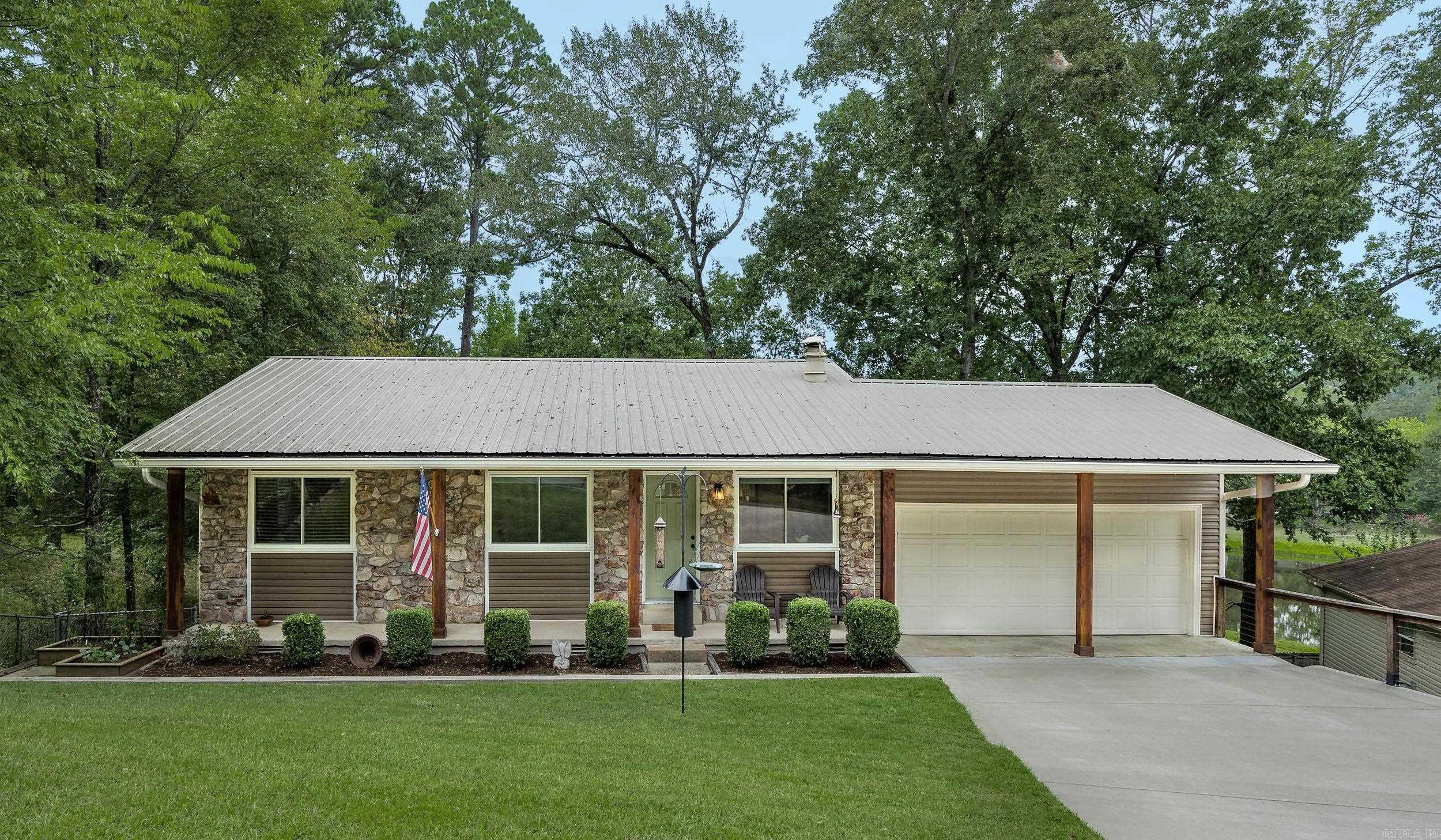 105 Secluded Circle