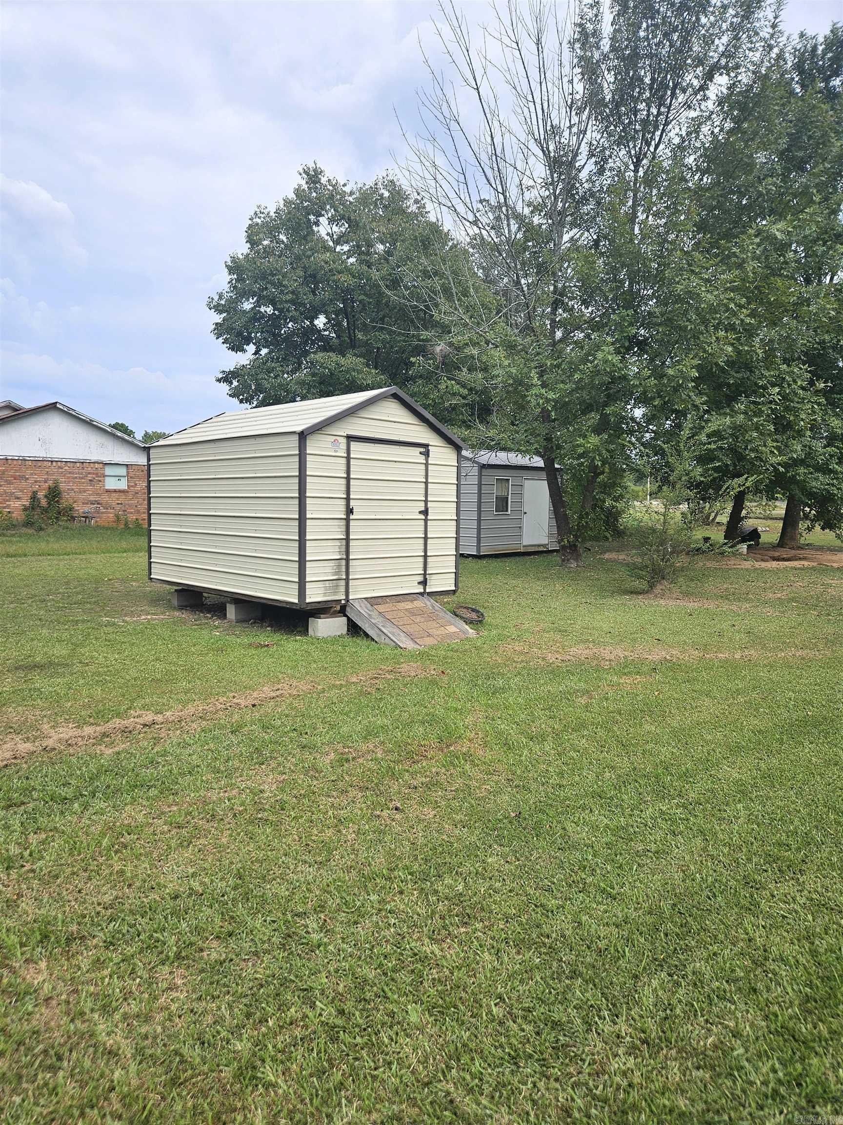 210 E Cowling  Ashdown, AR