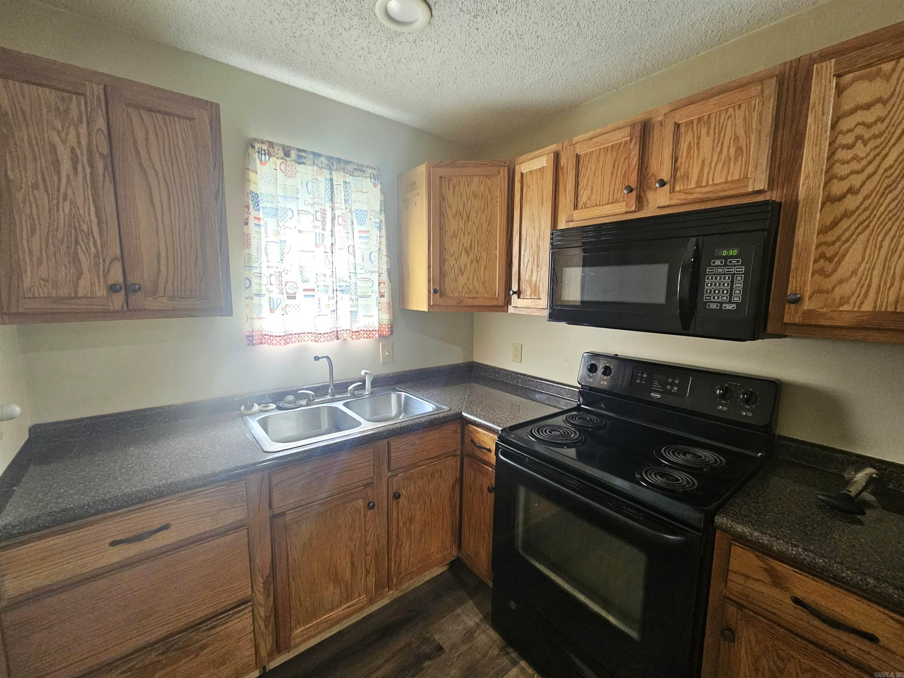 210 E Cowling  Ashdown, AR