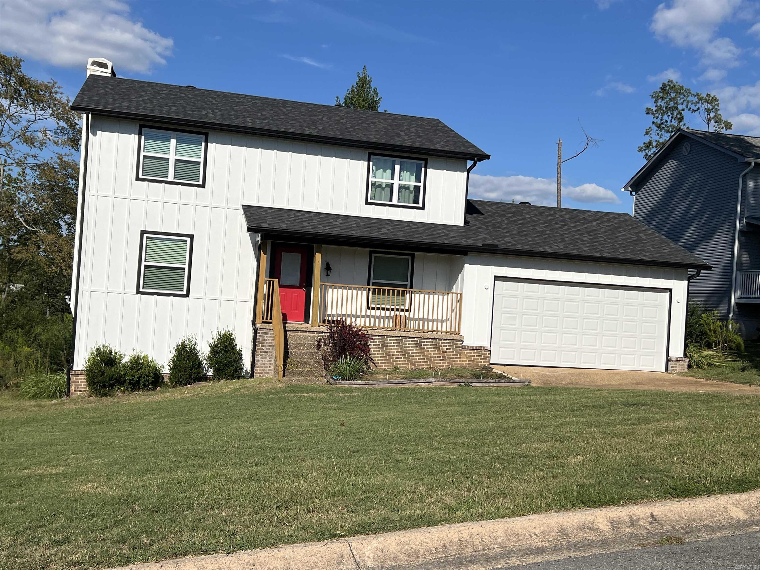 8 Red Maple Court
