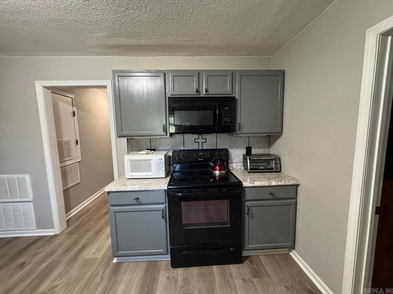 4601 E Highland  Jonesboro, AR