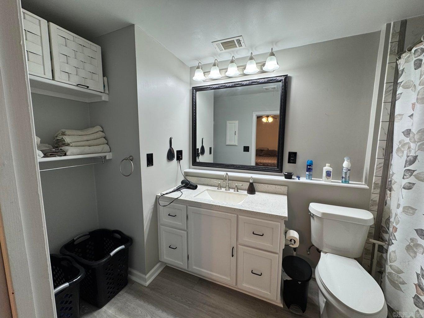 4601 E Highland  Jonesboro, AR