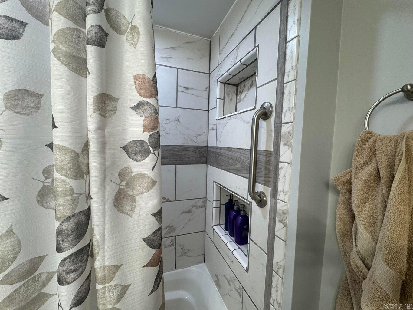 4601 E Highland  Jonesboro, AR