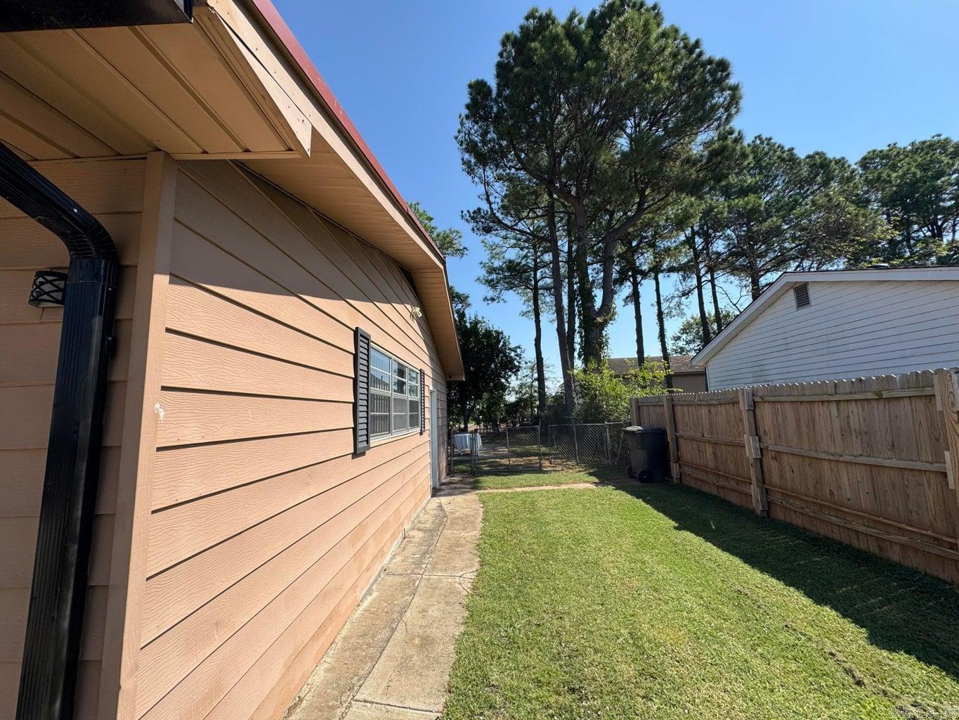 4601 E Highland  Jonesboro, AR