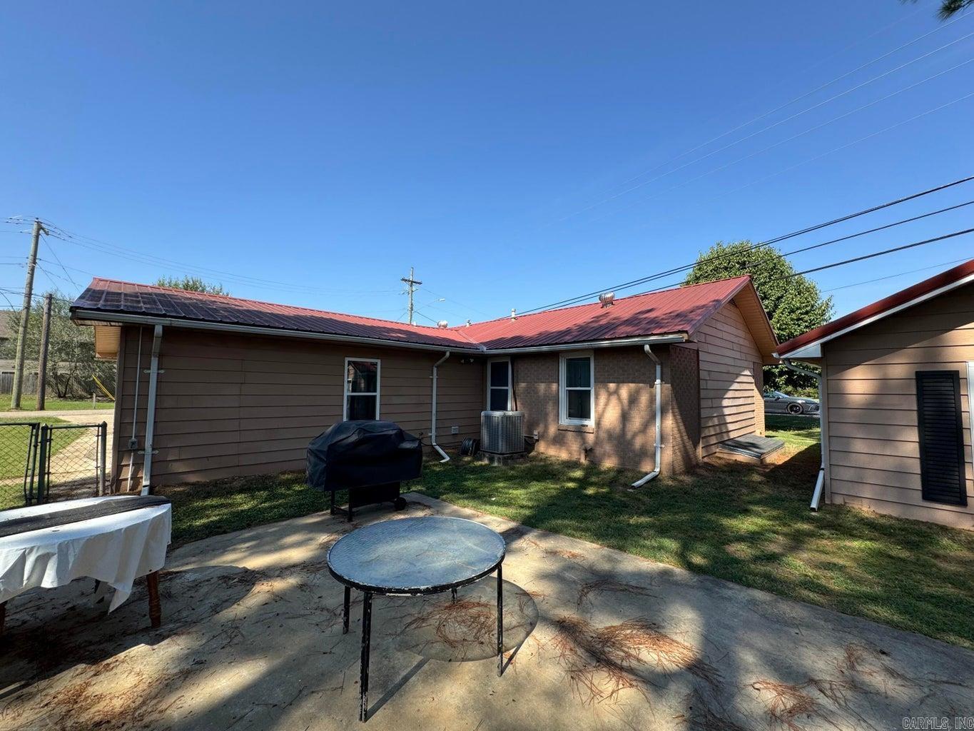 4601 E Highland  Jonesboro, AR