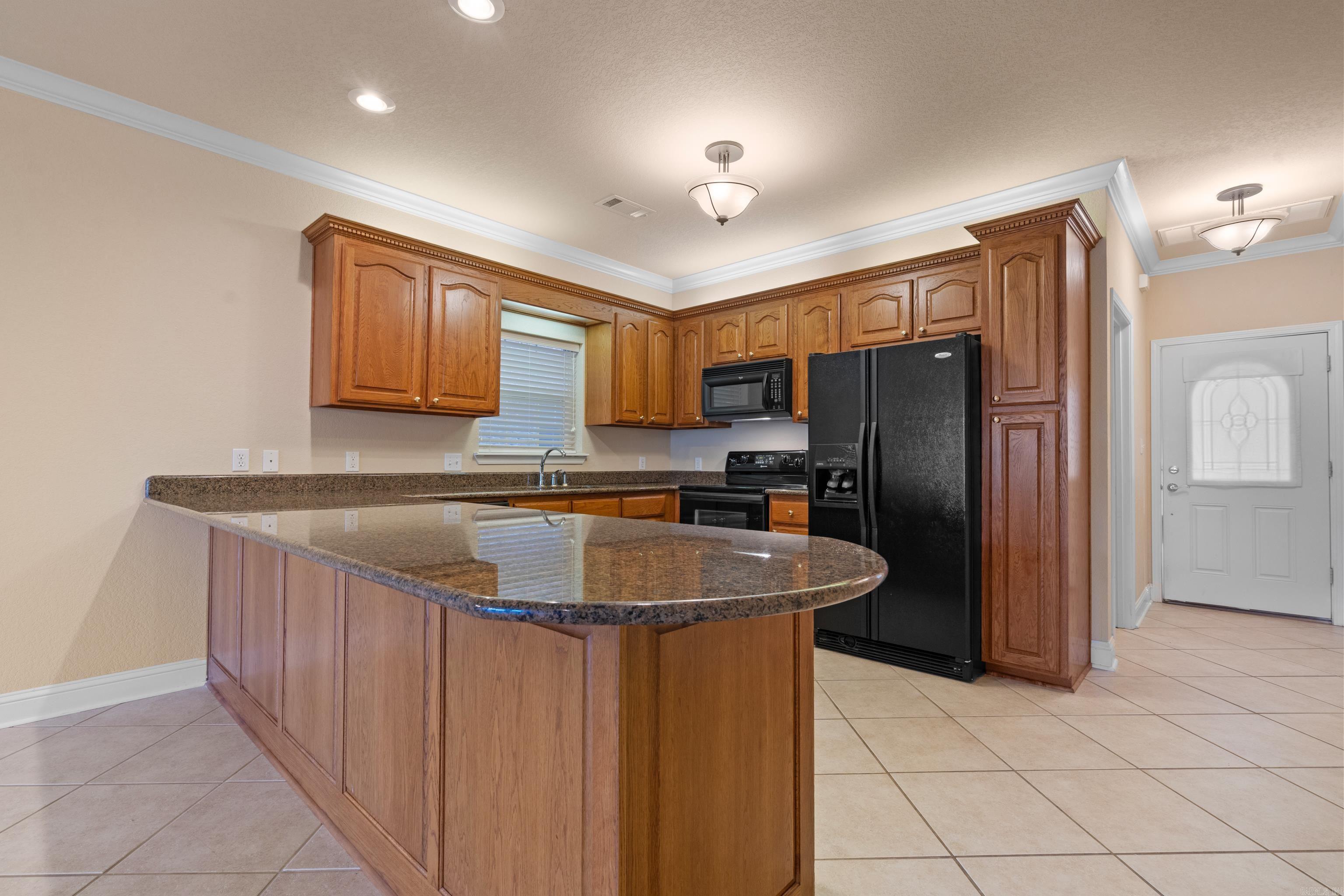 451 Lakeland  Hot Springs, AR