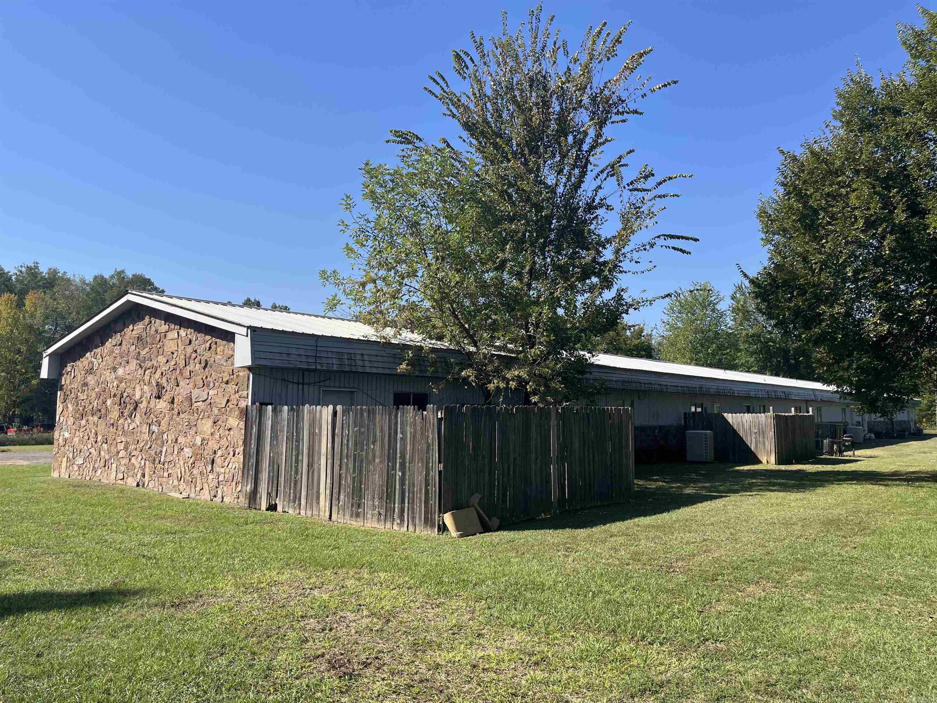 171 Fields  Russellville, AR