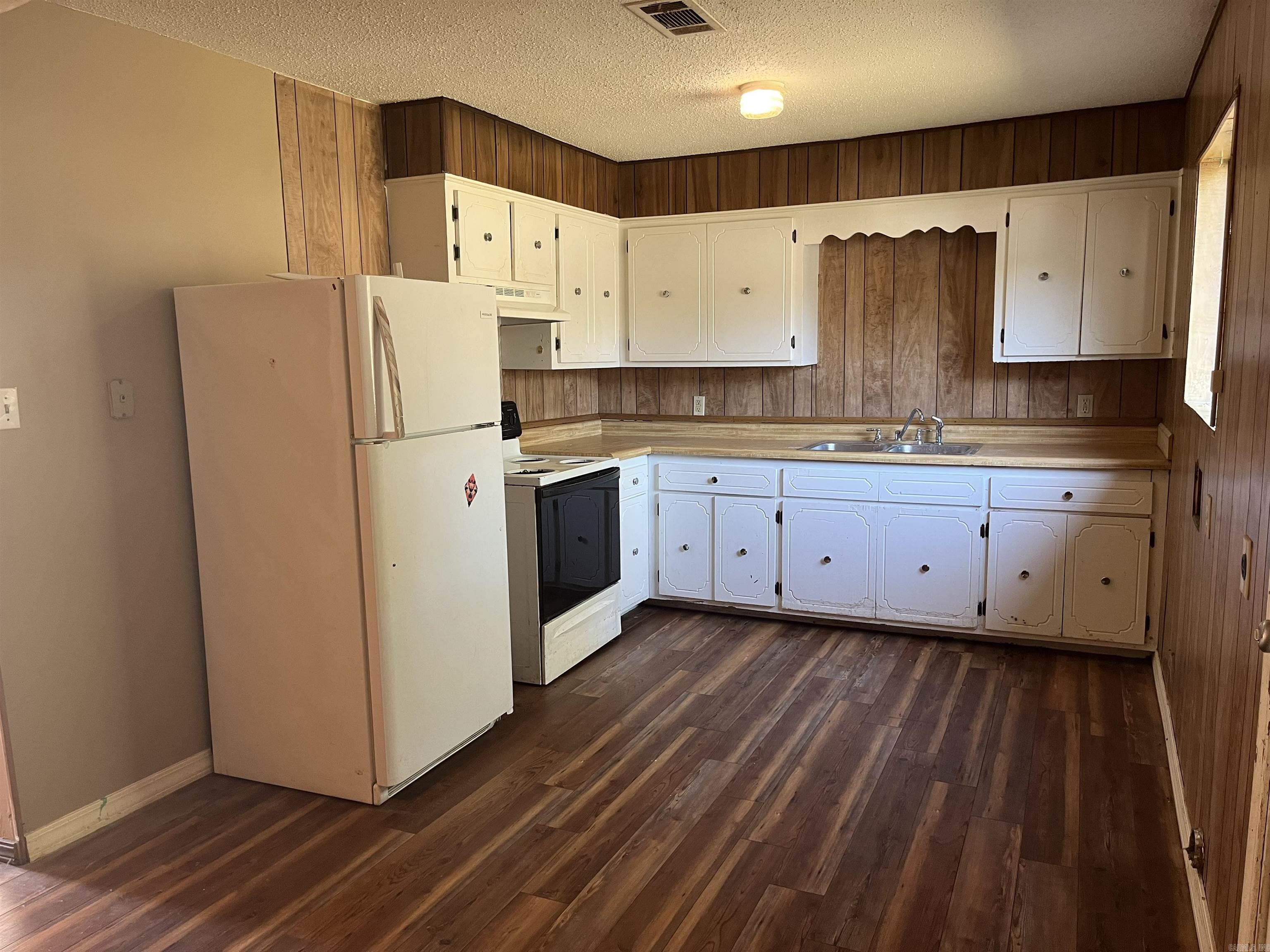 171 Fields  Russellville, AR