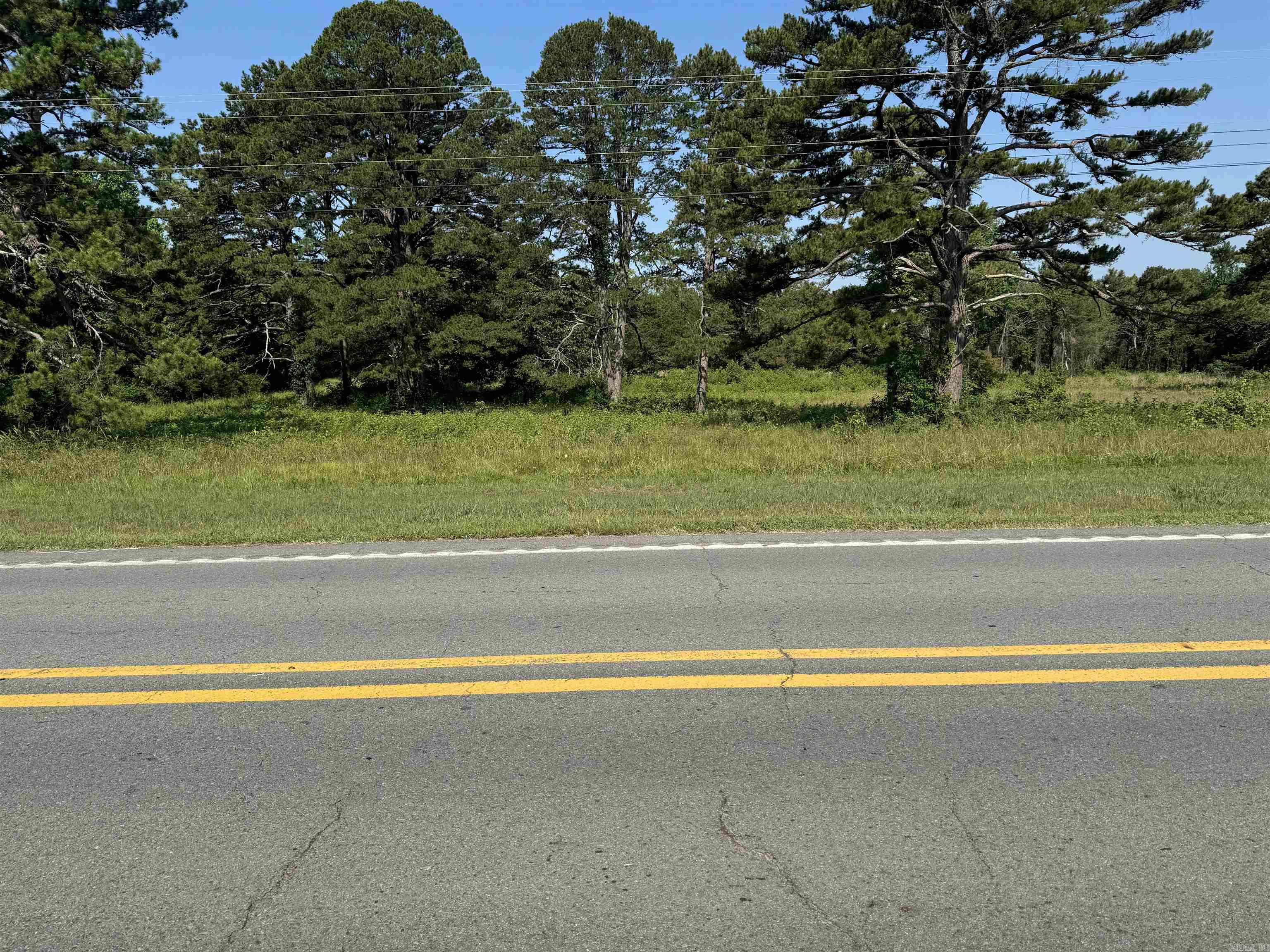 6.86 Acres Edgemont  Greers Ferry, AR