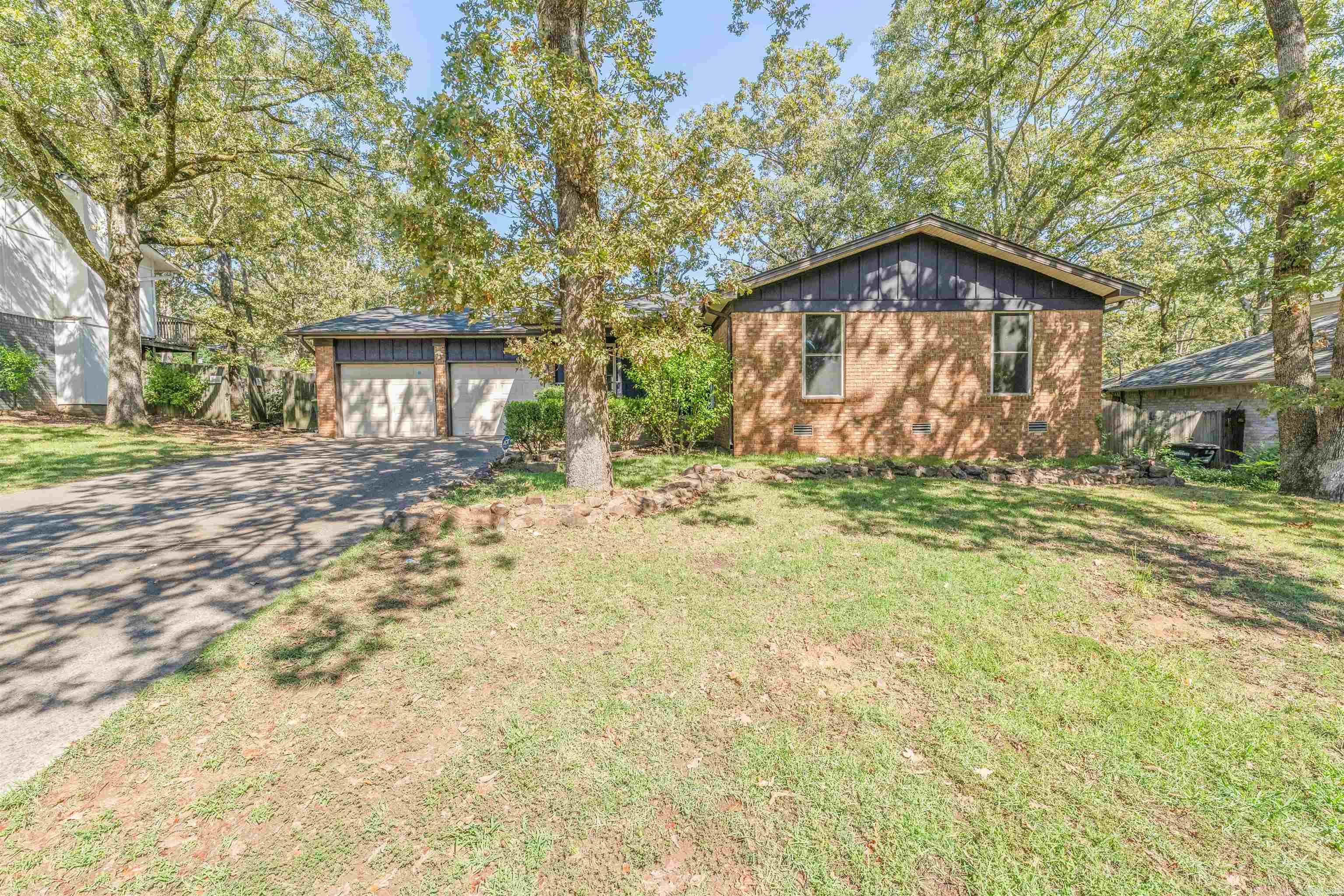 6 Thornhill Drive