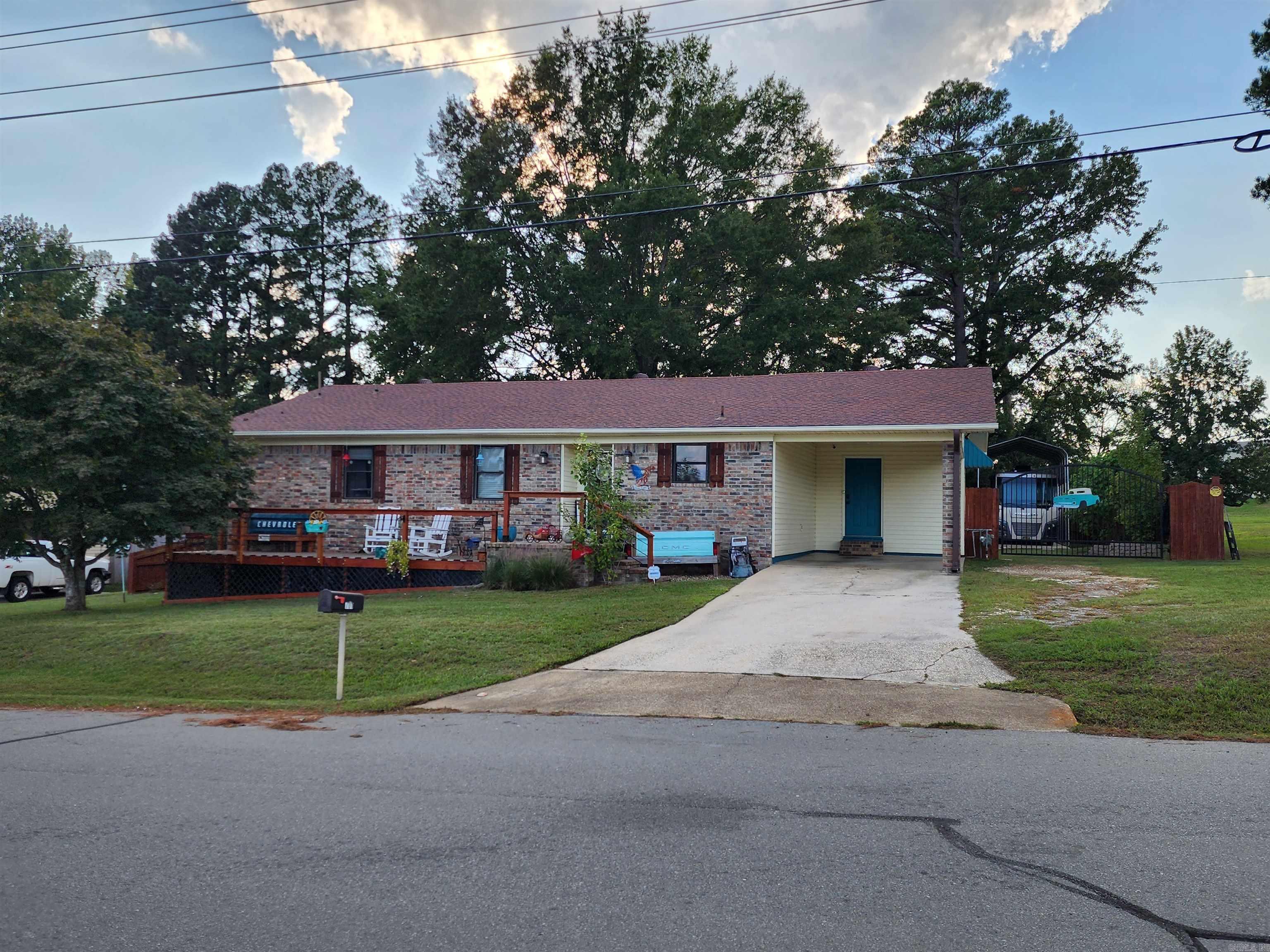 701 N RED  Sheridan, AR