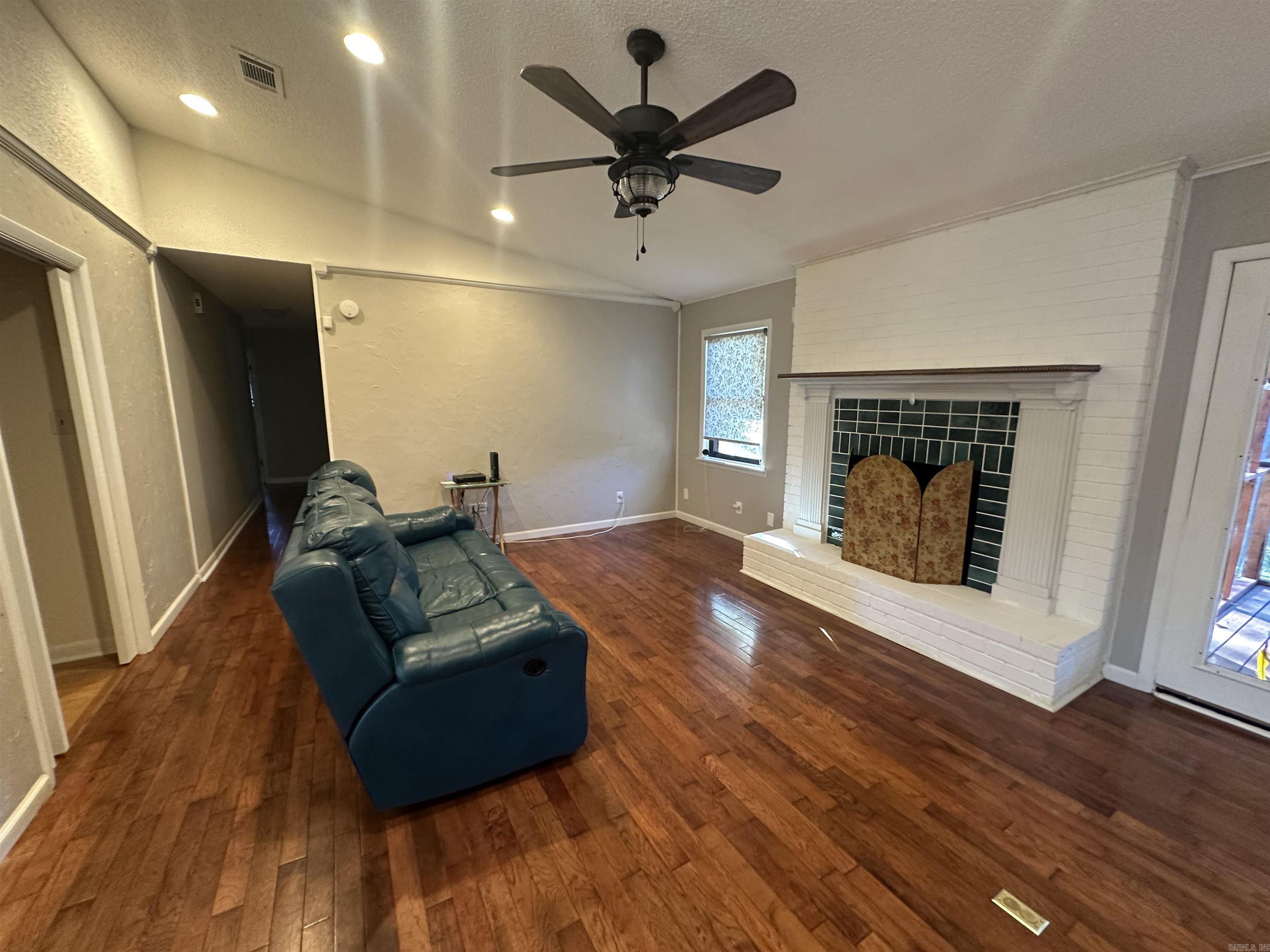 701 N RED  Sheridan, AR